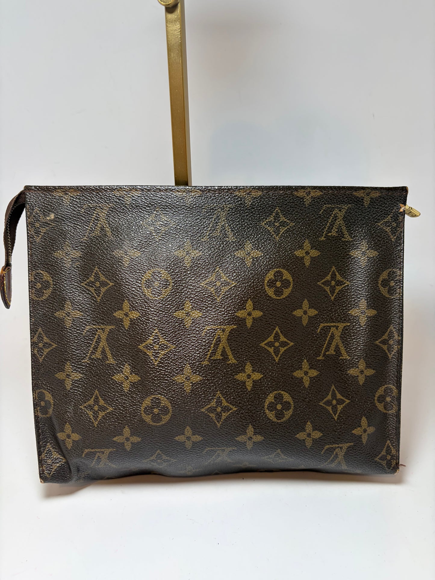 Louis Vuitton Toiletry Pouch 26 Monogram