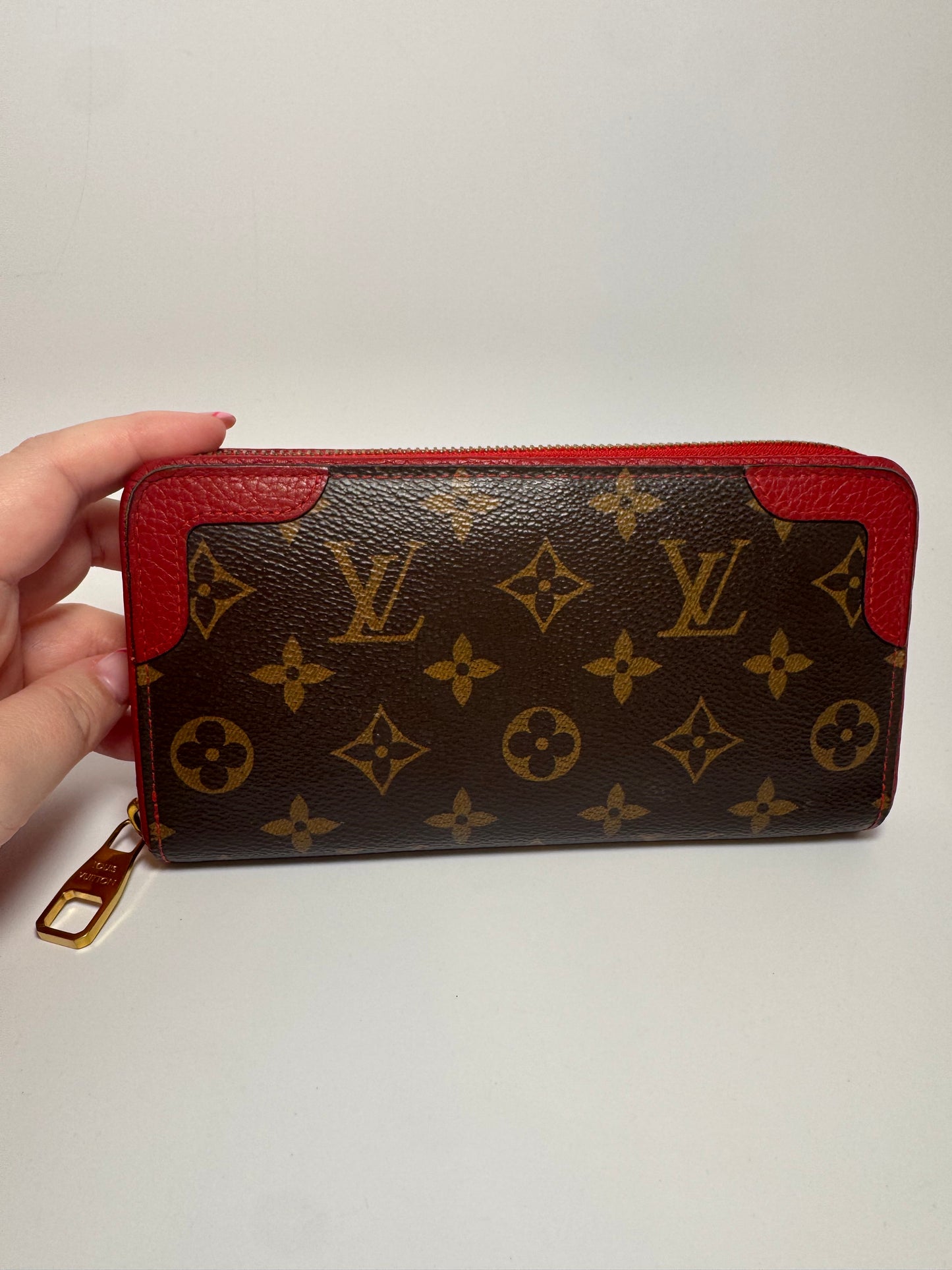 Louis Vuitton Retiro Zippy Wallet in Cerise Red Monogram