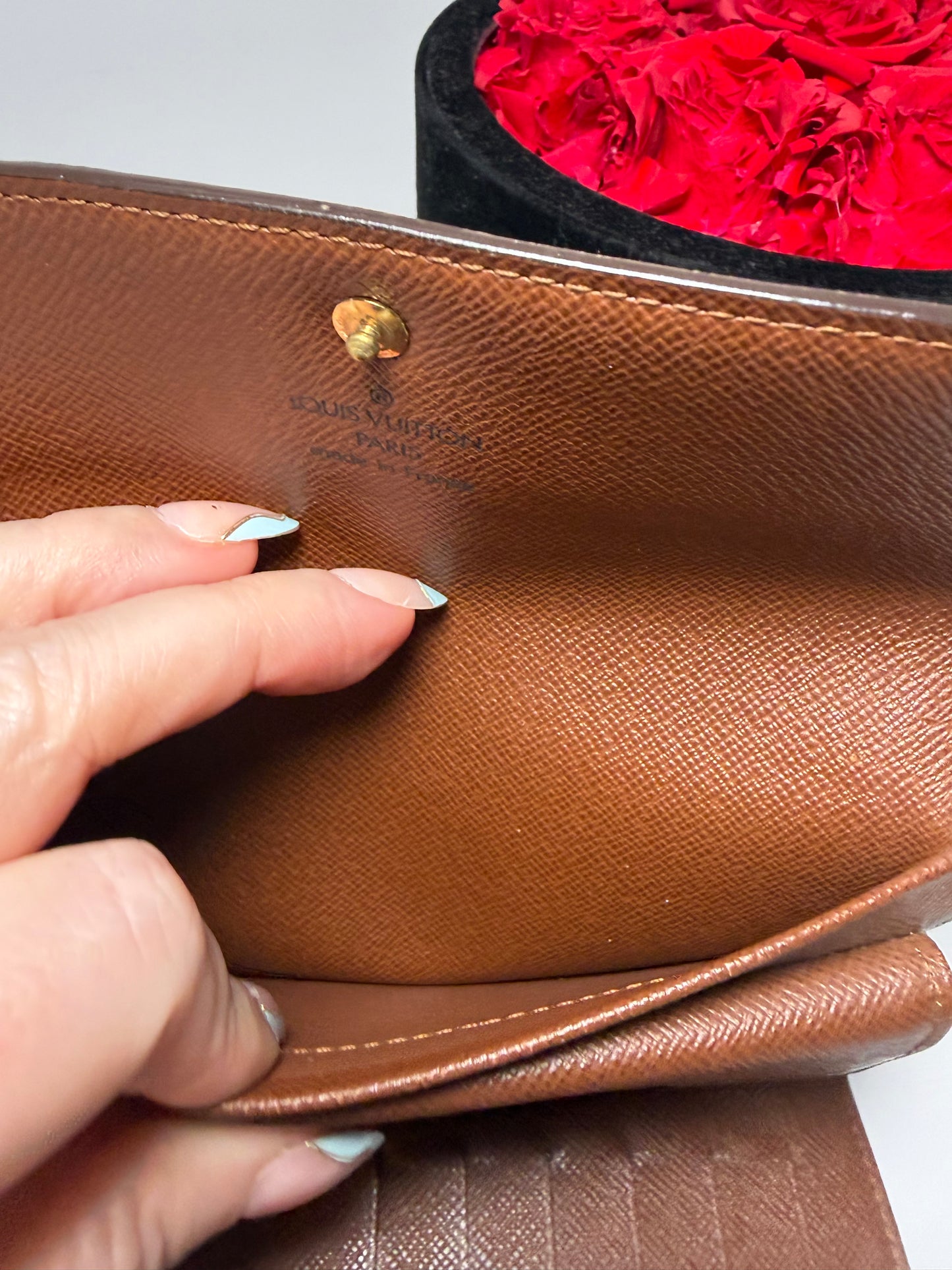 Louis Vuitton Porte Tressor Etui Papier Passport Wallet Monogram