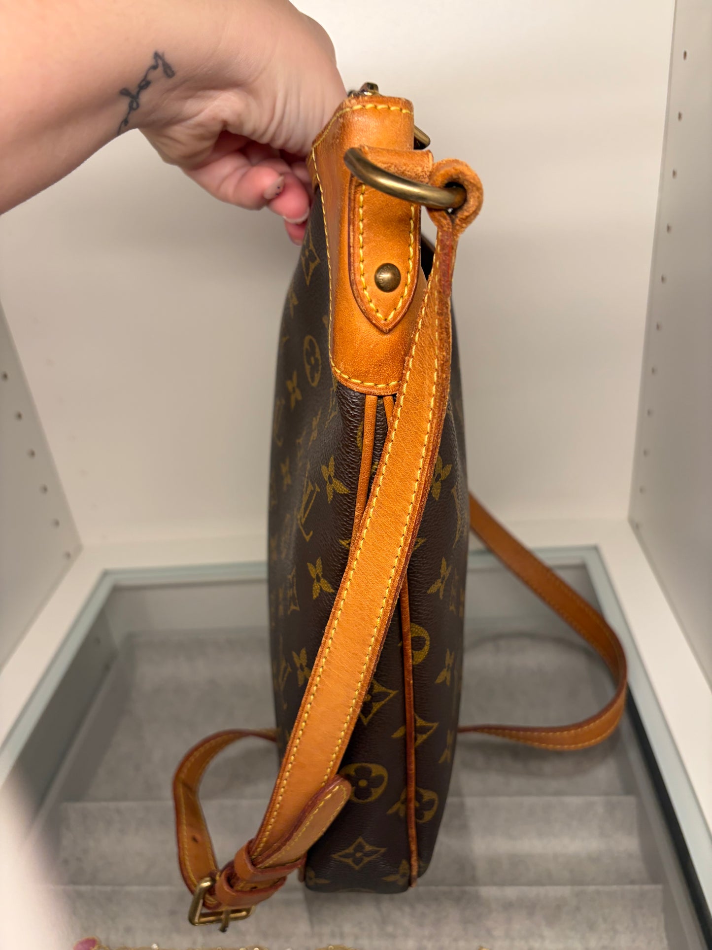 Louis Vuitton Odeon MM Monogram Crossbody
