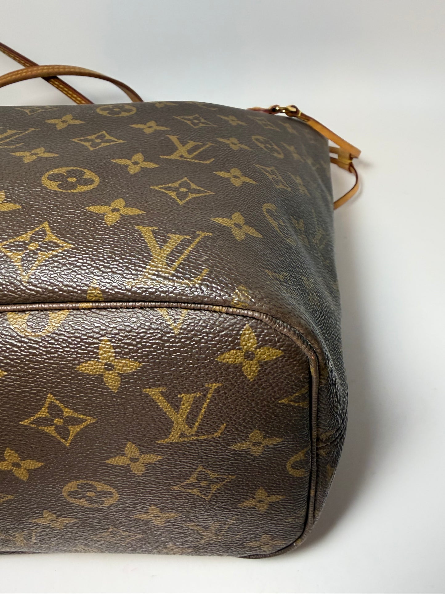 Louis Vuitton Neverfull MM Monogram Tote