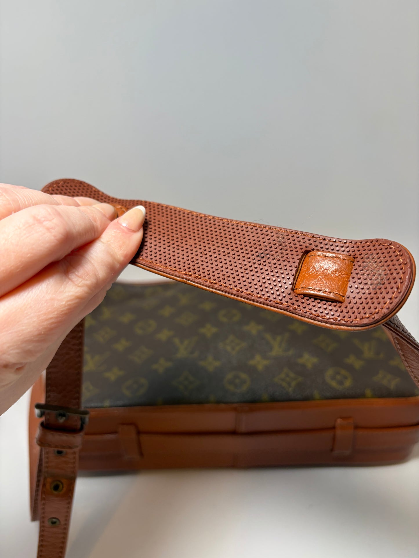 Louis Vuitton Sac Bandoulière Monogram Pre Date Code Shoulder Bag
