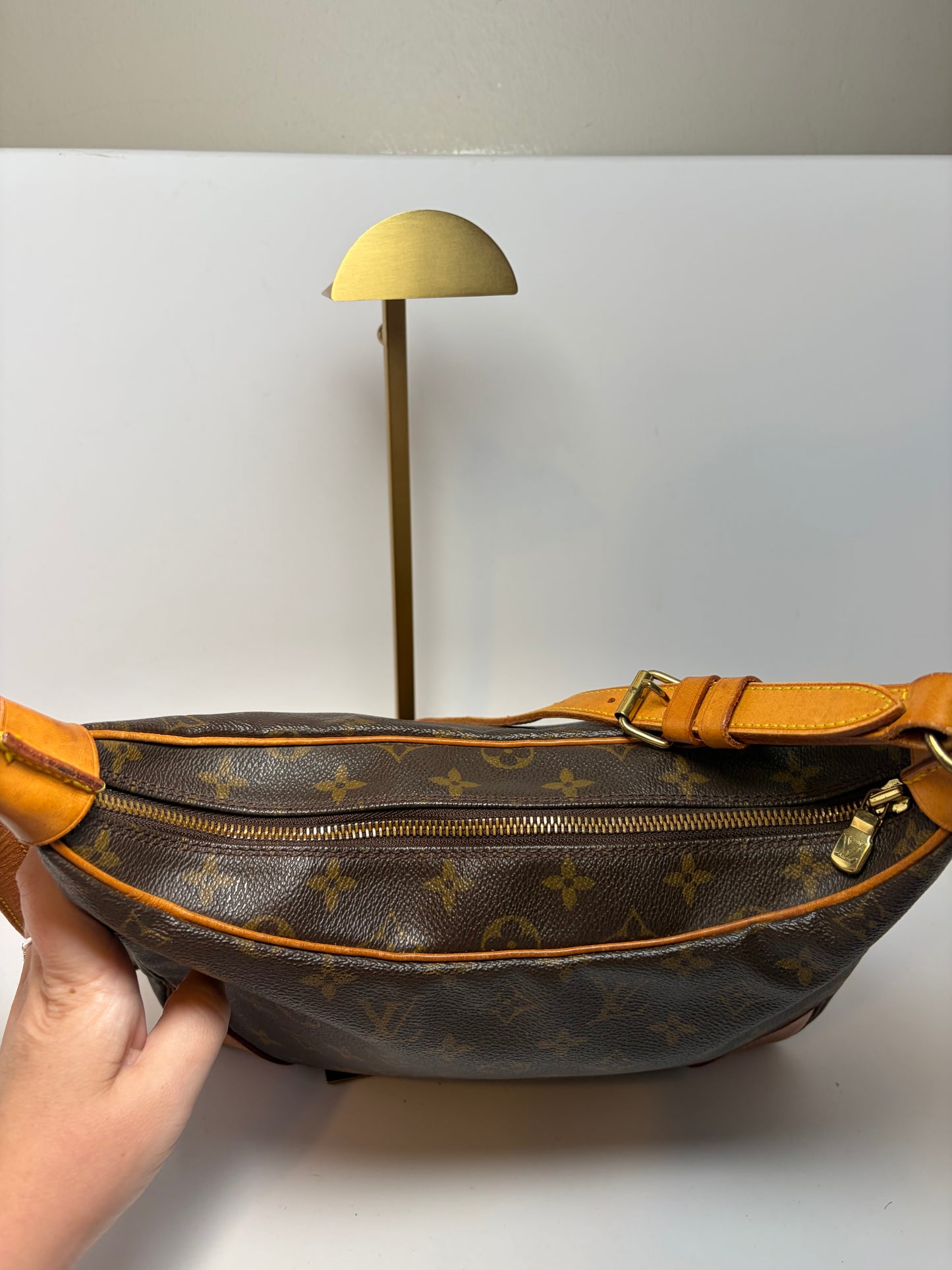 Louis Vuitton Boulogne 30 Monogram Shoulder Bag