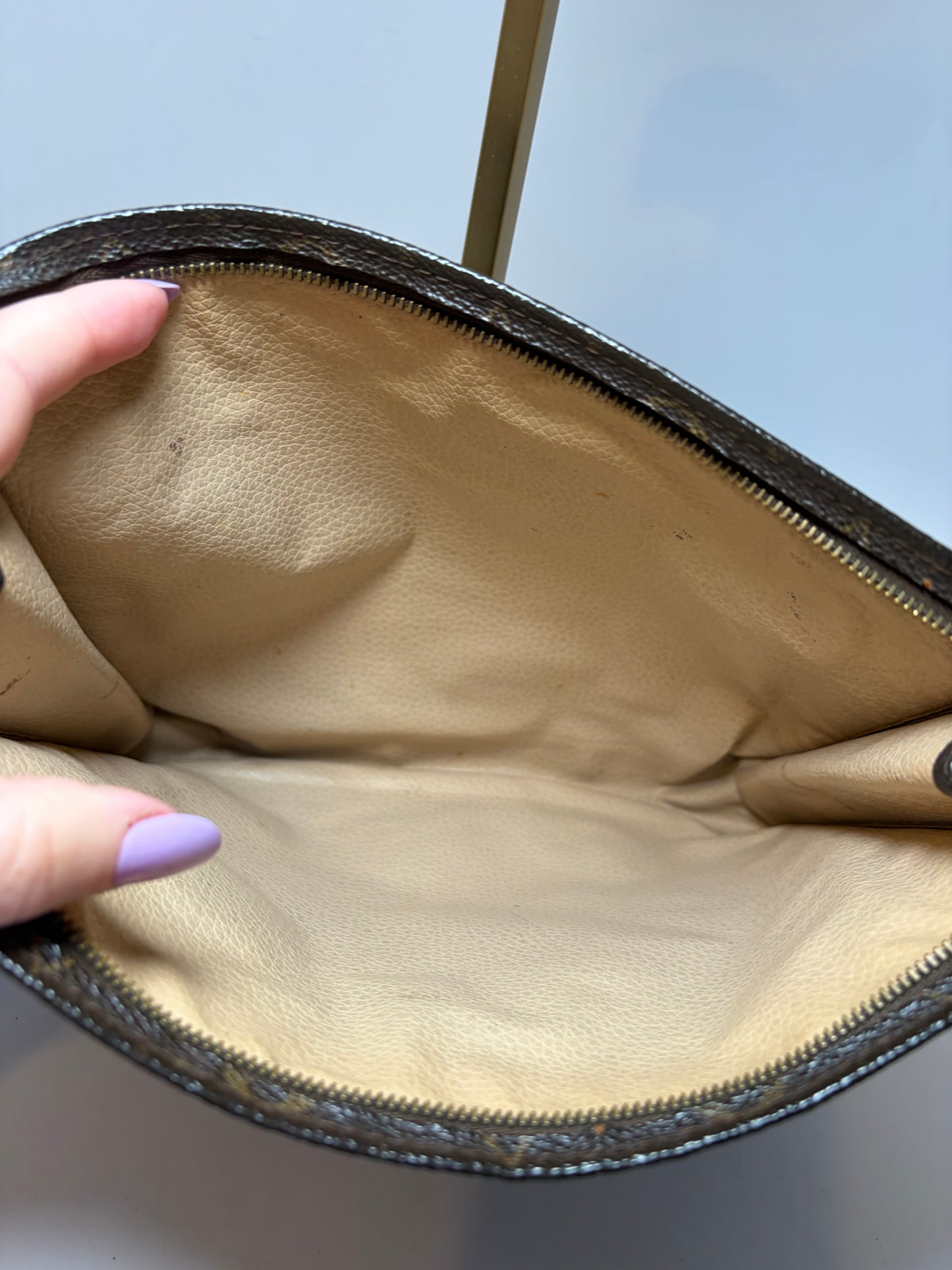 Louis Vuitton Toiletry Pouch 26 Monogram