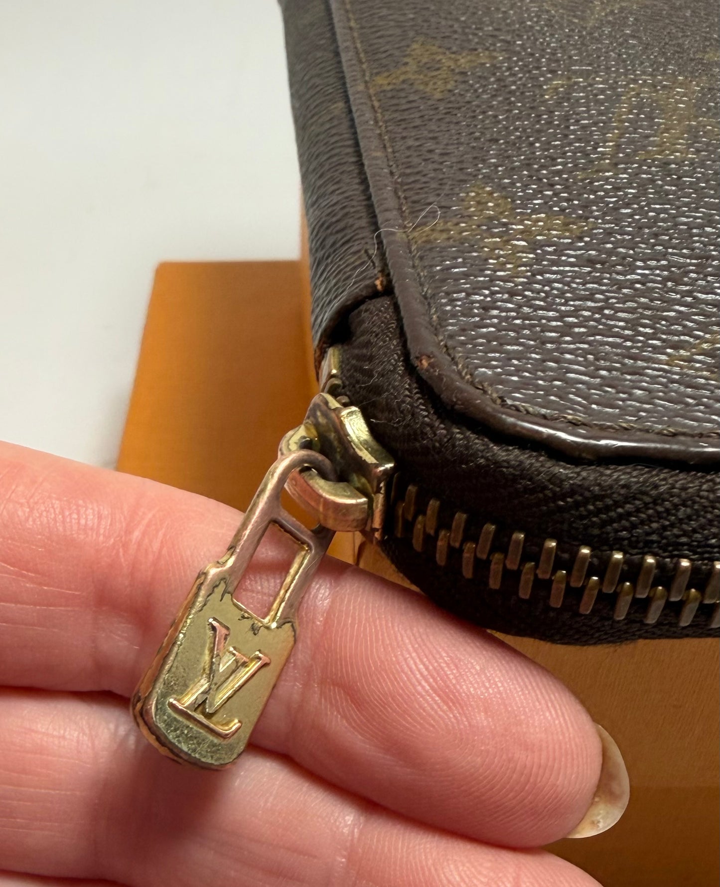 Louis Vuitton Zippy Agenda Cover/Organizer Monogram