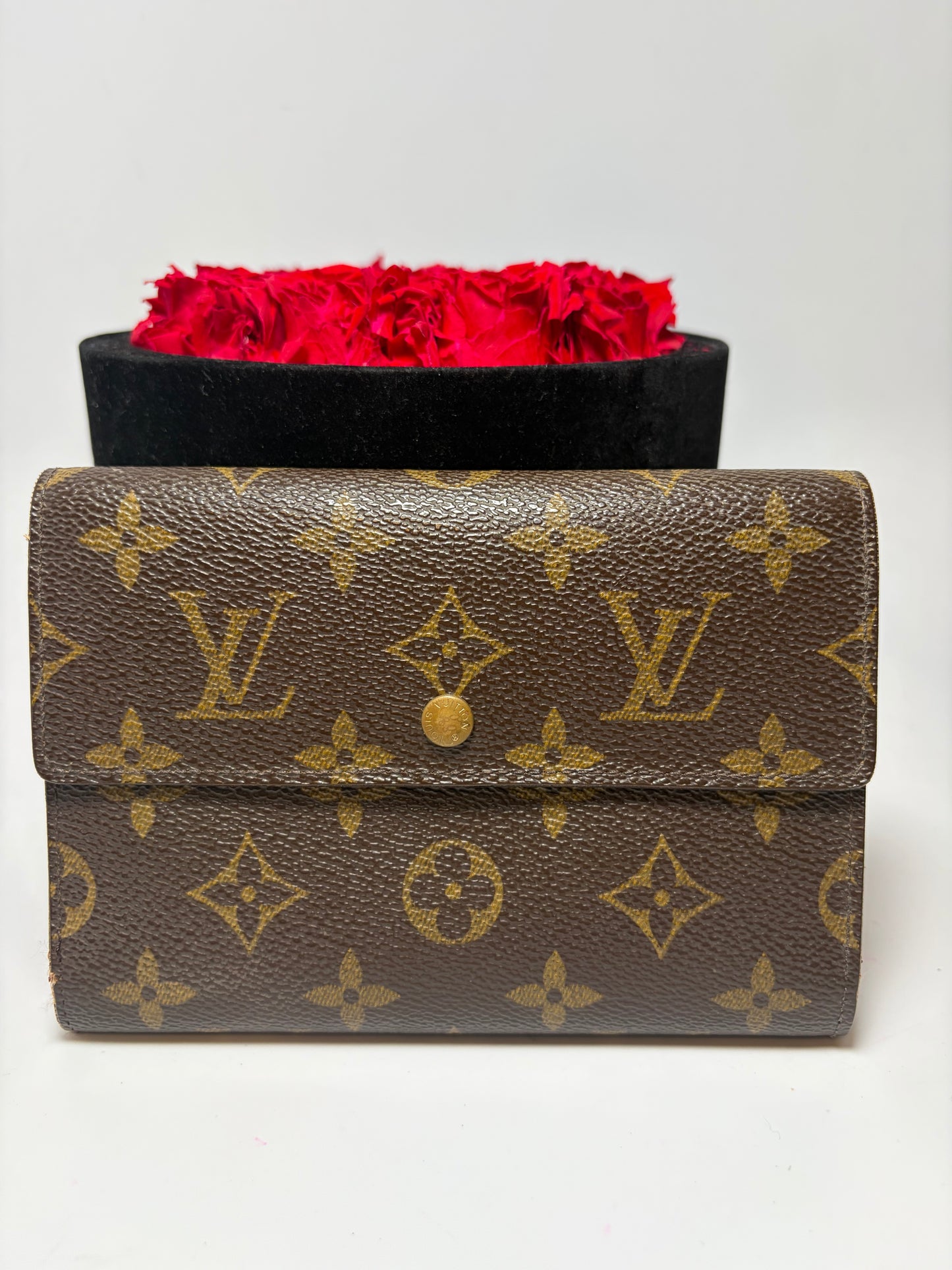 Louis Vuitton Porte Tressor Etui Papier Passport Wallet Monogram