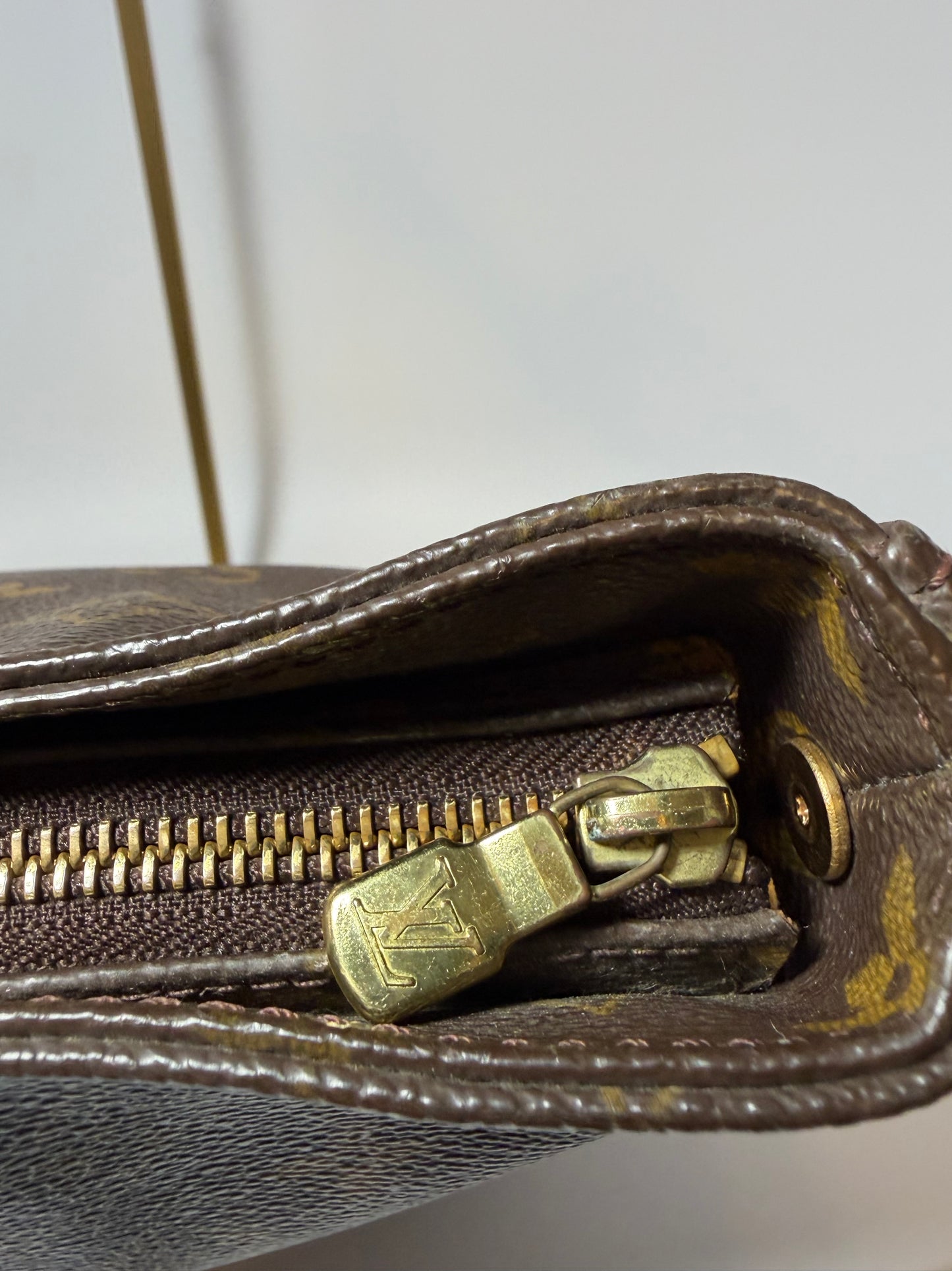 Louis Vuitton Looping GM Monogram Shoulder Bag