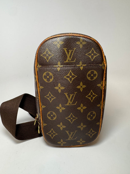 Louis Vuitton Monogram Gange Pochette Bum Bag/Sling Bag