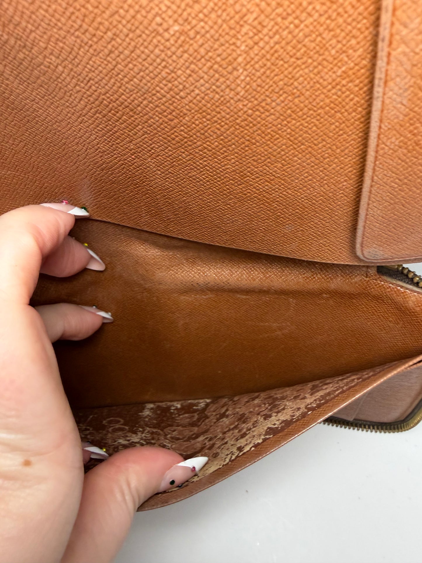 Louis Vuitton Zippy Organizer in Monogram