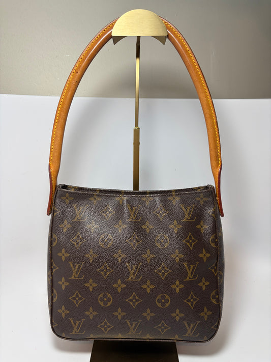 Louis Vuitton Looping MM Monogram Shoulder Bag
