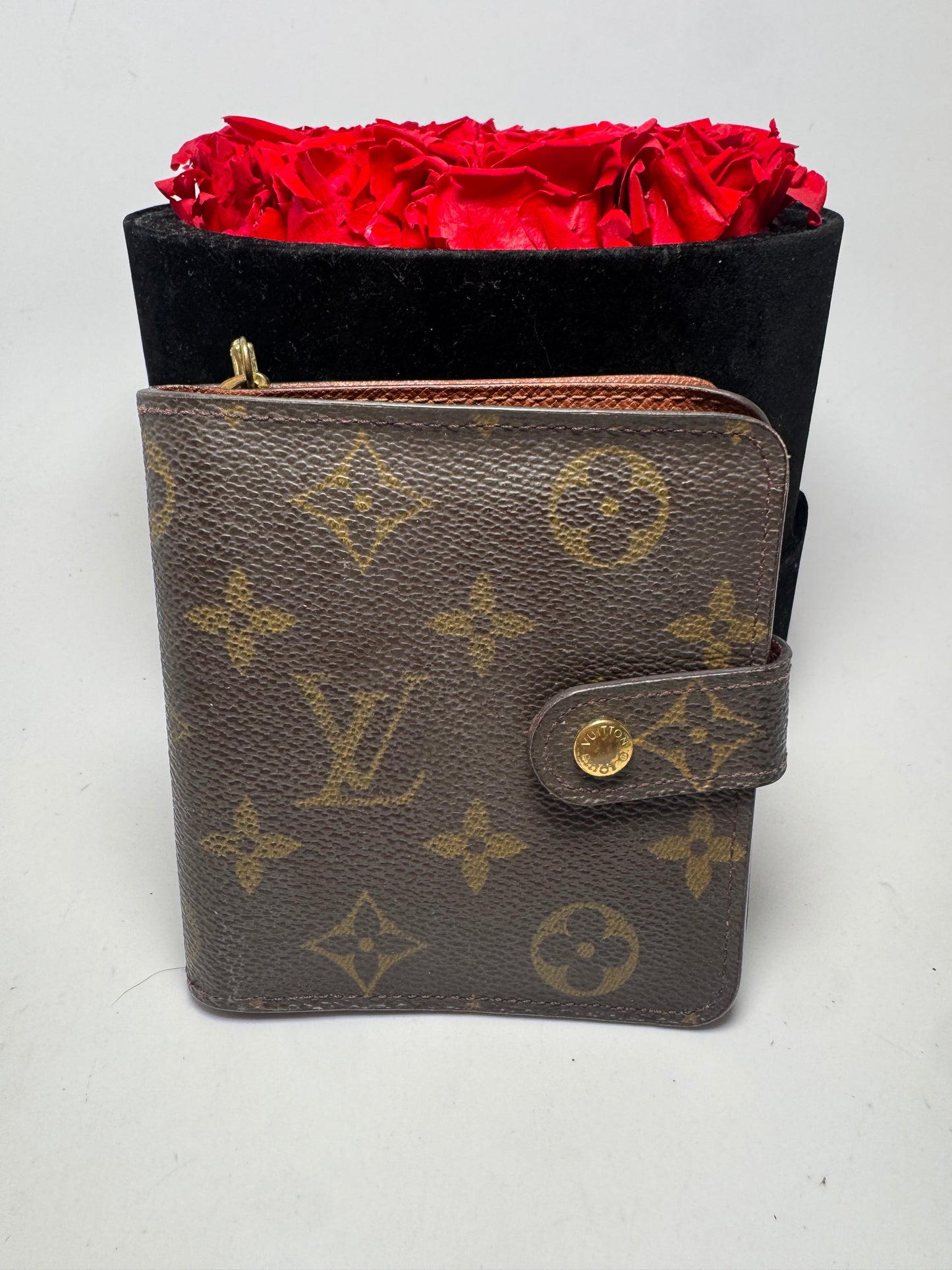 Louis Vuitton Zippy Compact Wallet Monogram