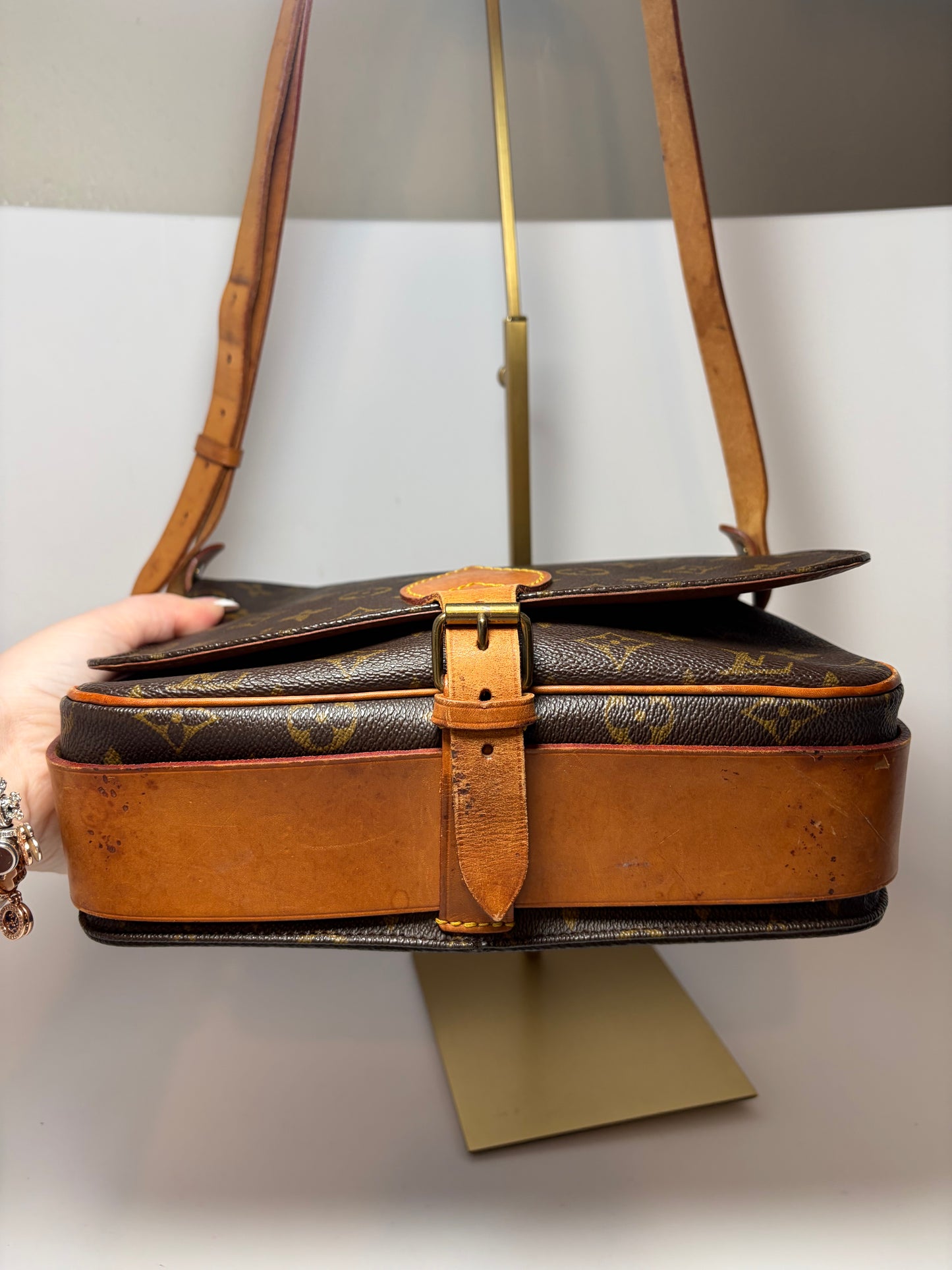 Louis Vuitton Cartouchière GM Monogram Crossbody/Shoulder Bag