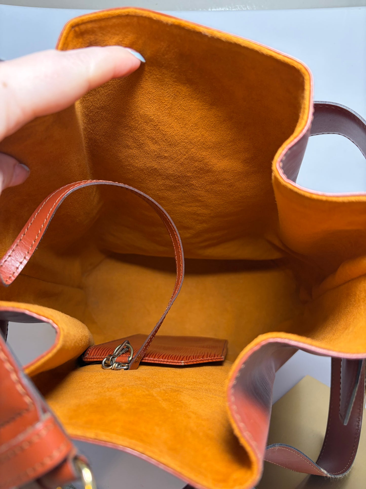 Louis Vuitton Epi Leather Sac Saint Paul GM Shoulder Bag Rouille