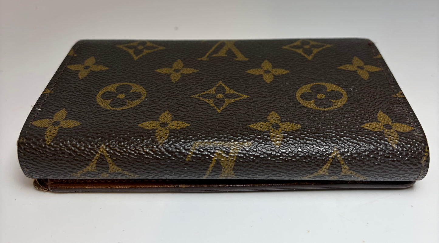 Louis Vuitton Porte-Monnaie Tressor Monogram Wallet