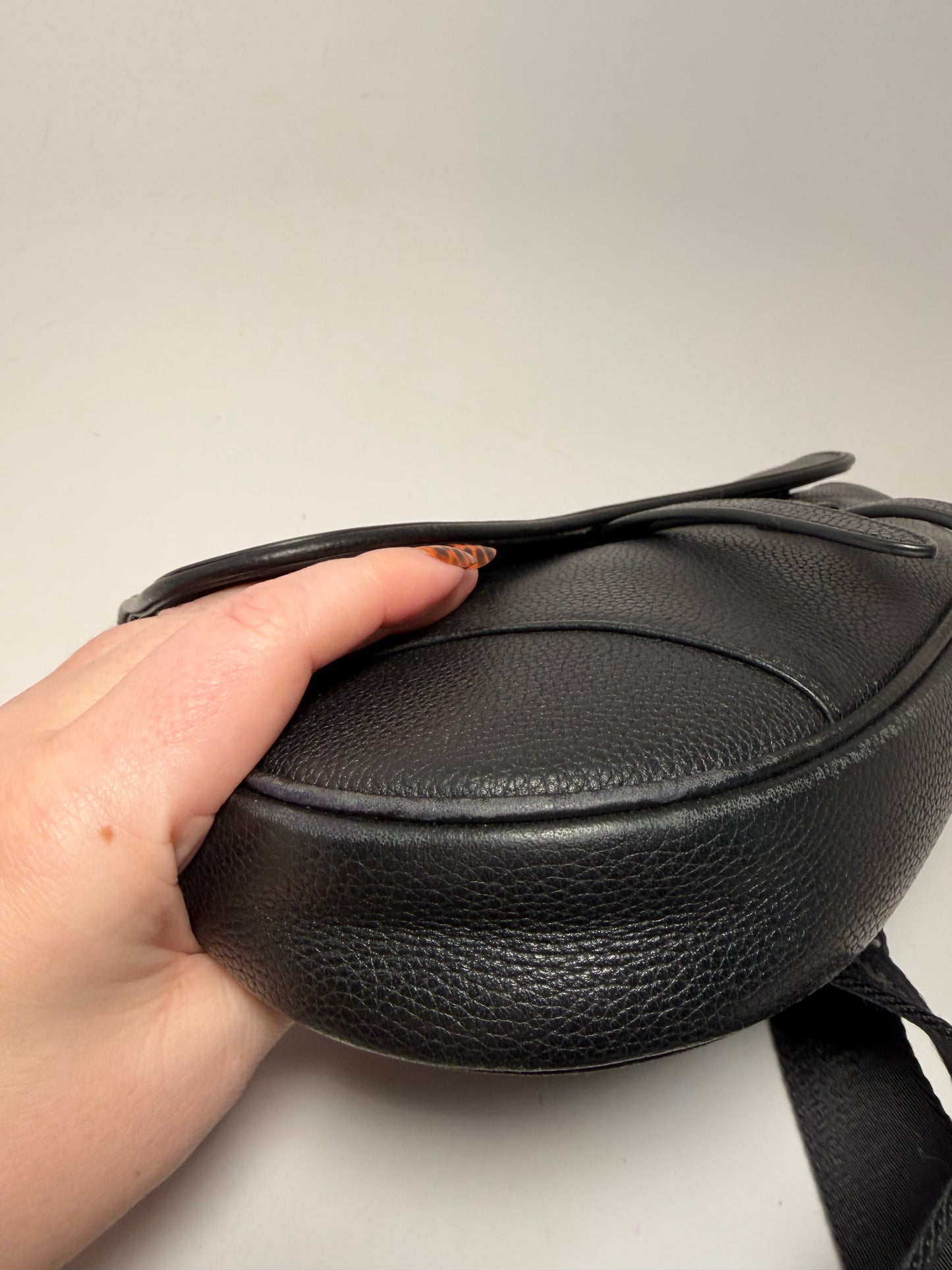 Christian Dior Black Leather Waist Bag/Crossbody Dior x Shawn Stussy Saddle Bag with Graffiti Logo Unisex