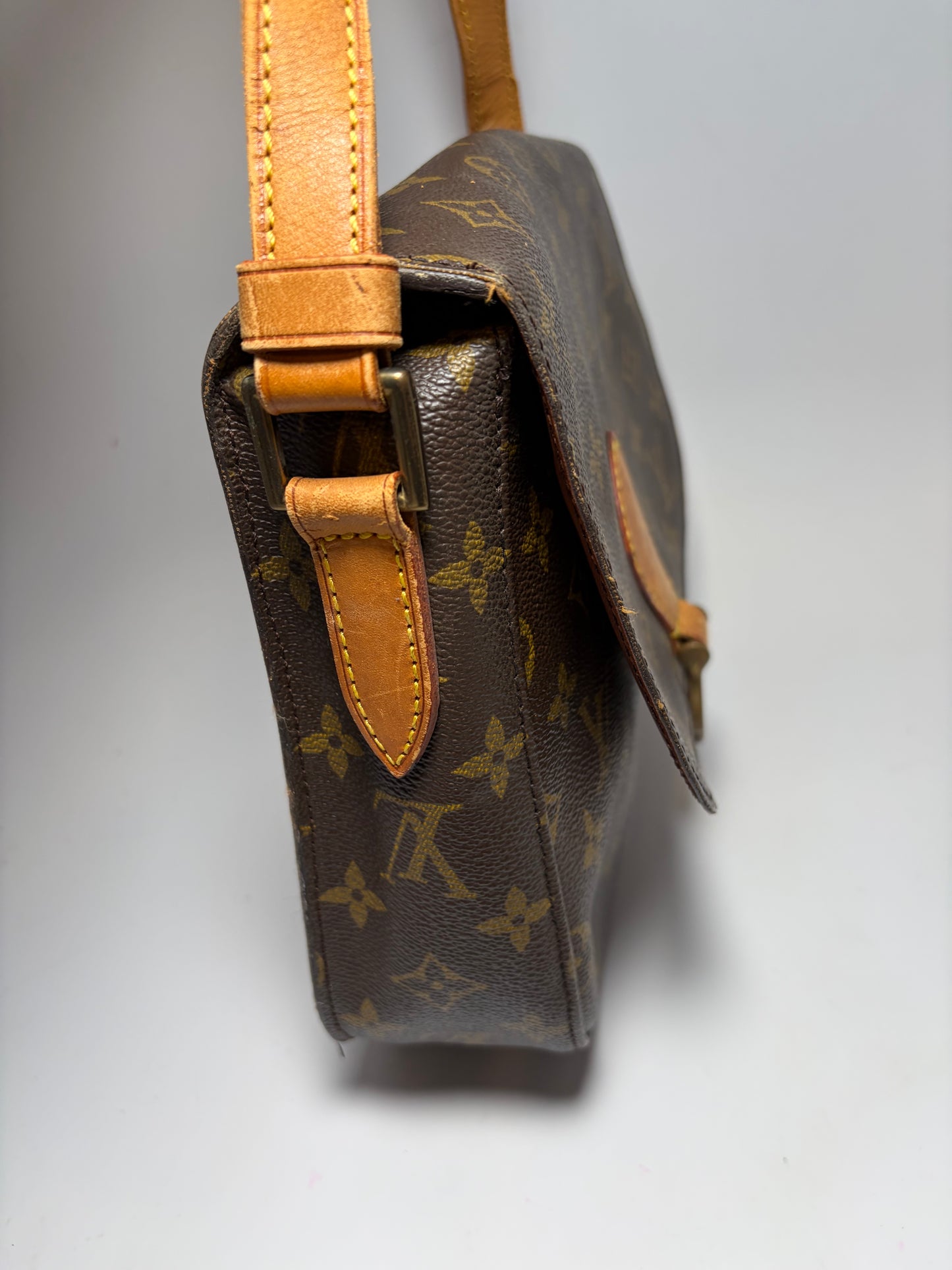 Louis Vuitton Saint Cloud GM Monogram Crossbody