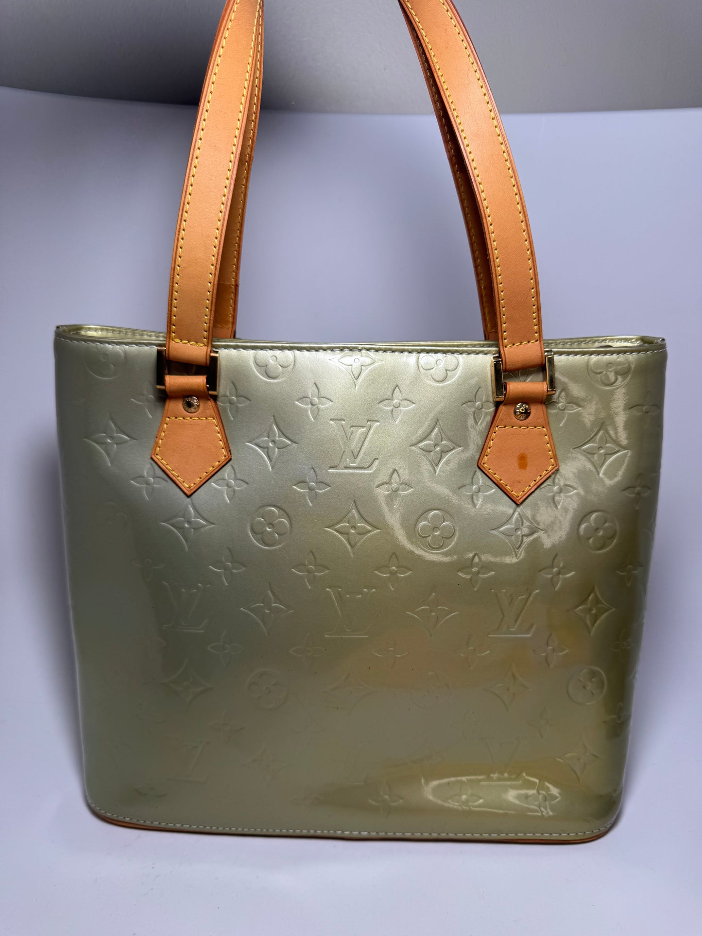 Louis Vuitton Houston Vernis Tote in Green