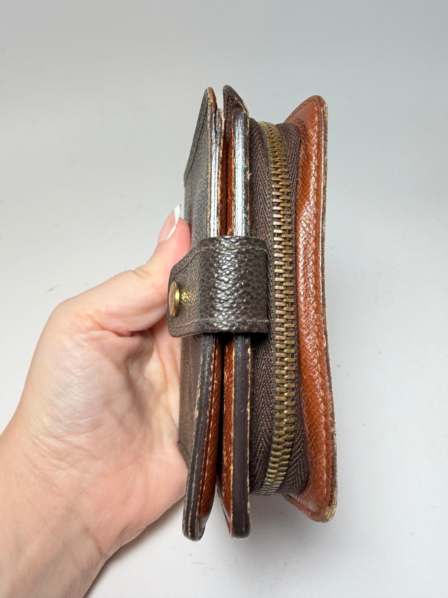 Louis Vuitton Zippy Monogram Compact Wallet