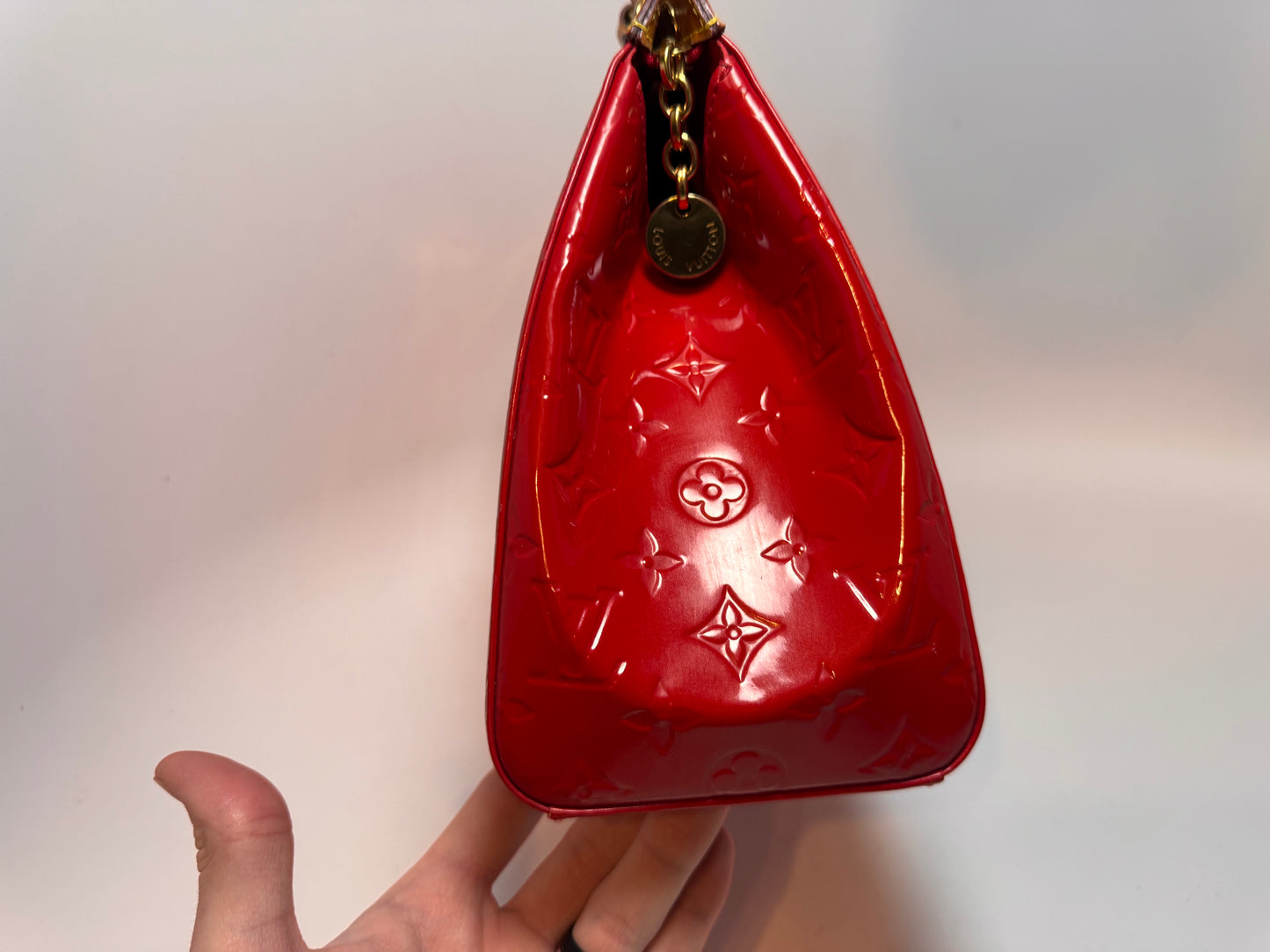 Louis Vuitton Brea MM Rose Red Vernis Leather Bag/Shoulder Bag