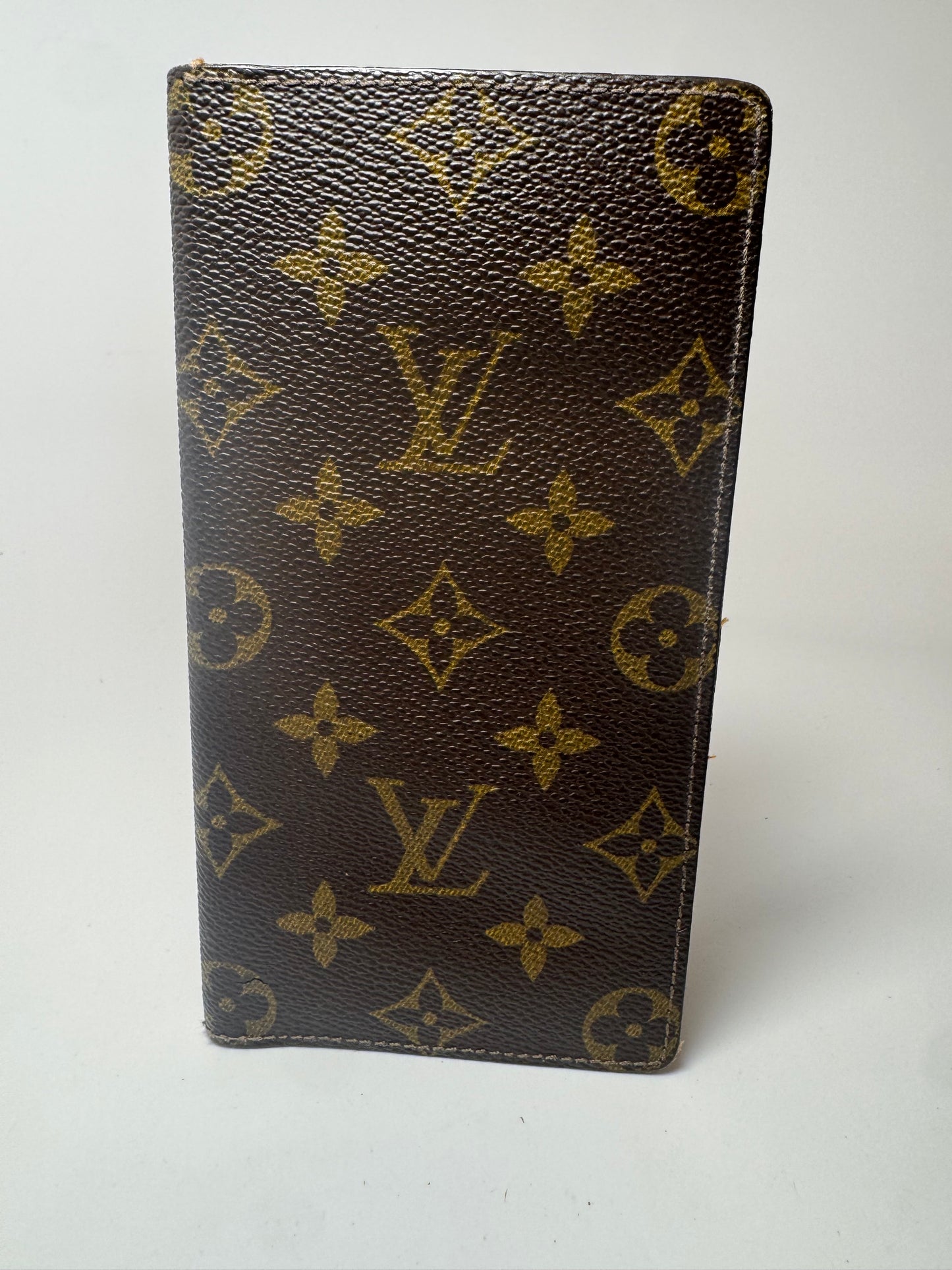 Louis Vuitton Monogram Passport Holder/Slim Wallet