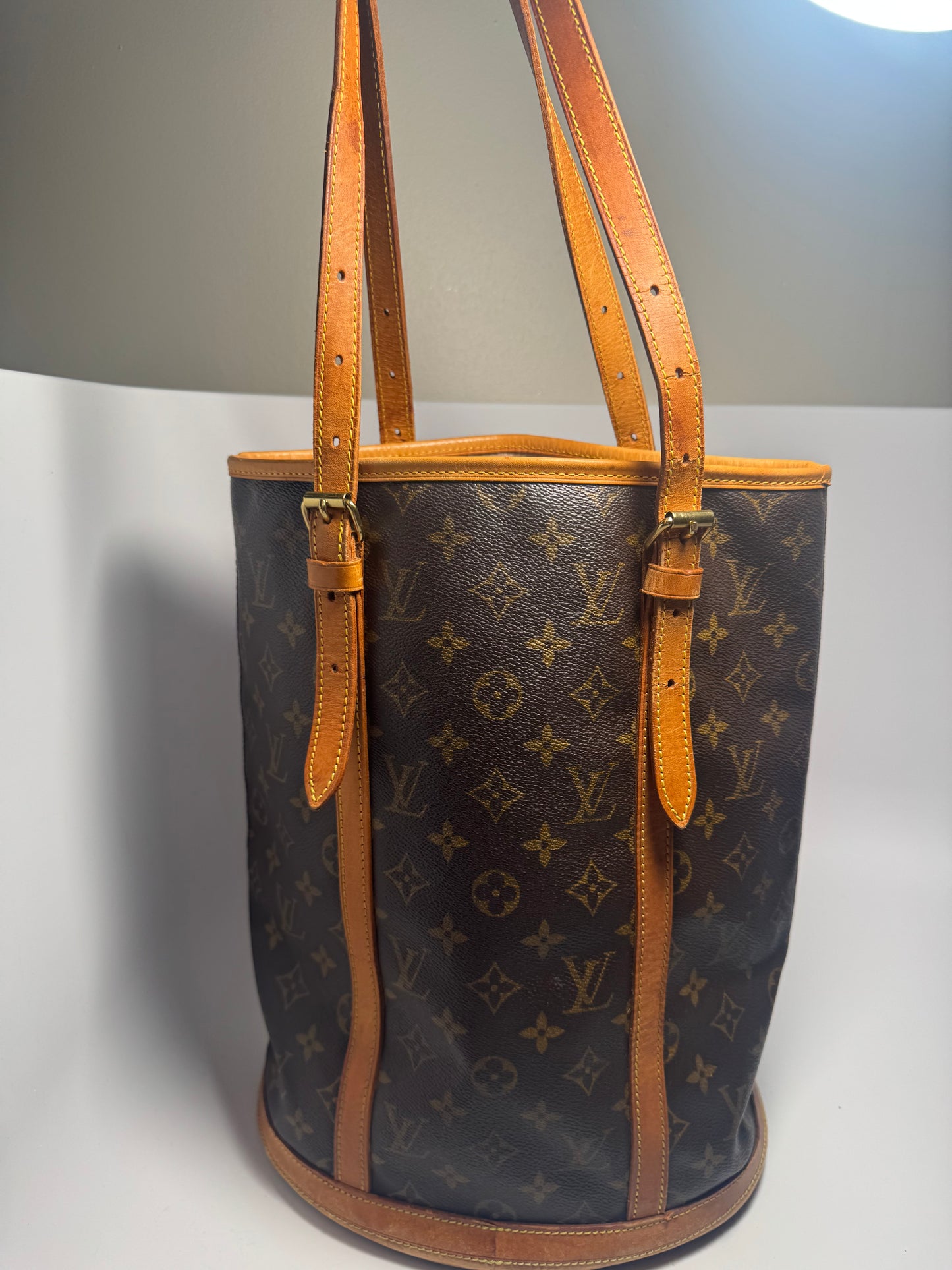 Louis Vuitton Bucket GM Tote Monogram