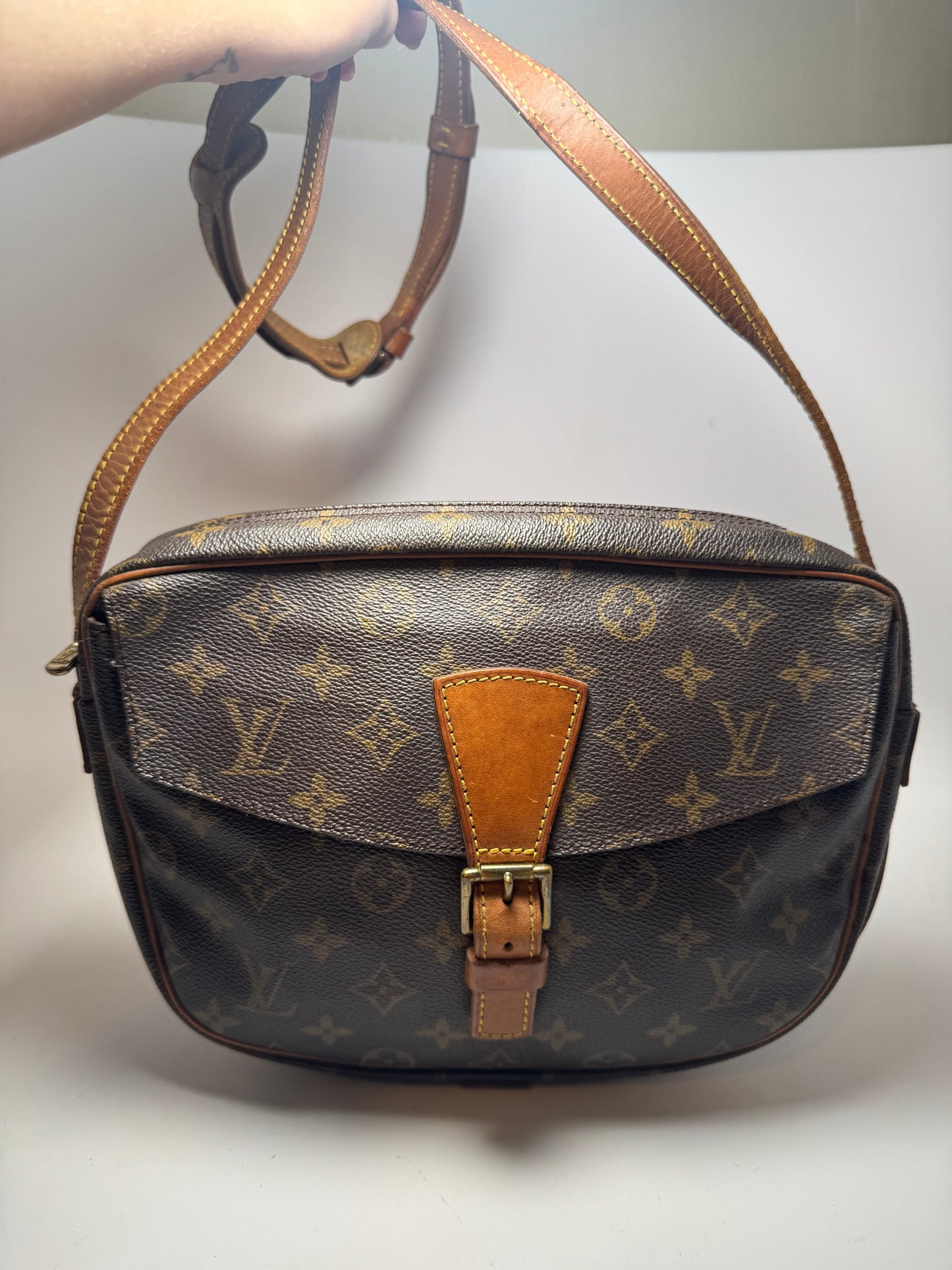 Louis Vuitton Jeune Fille Monogram Crossbody/Shoulder Bag