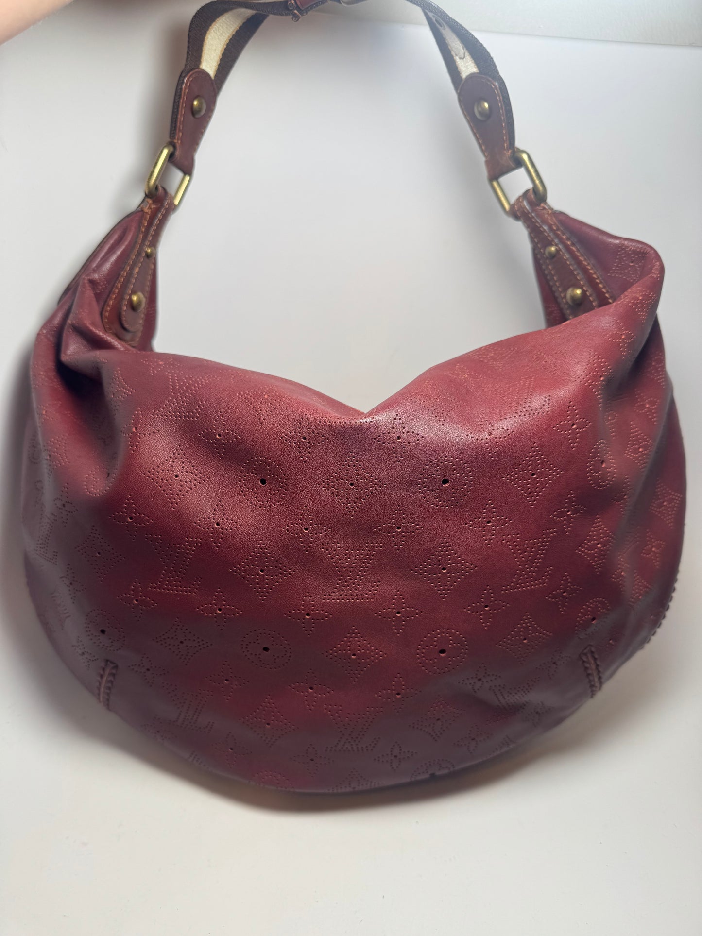 Louis Vuitton Onatah GM Leather Aubergine Limited Edition Shoulder Bag