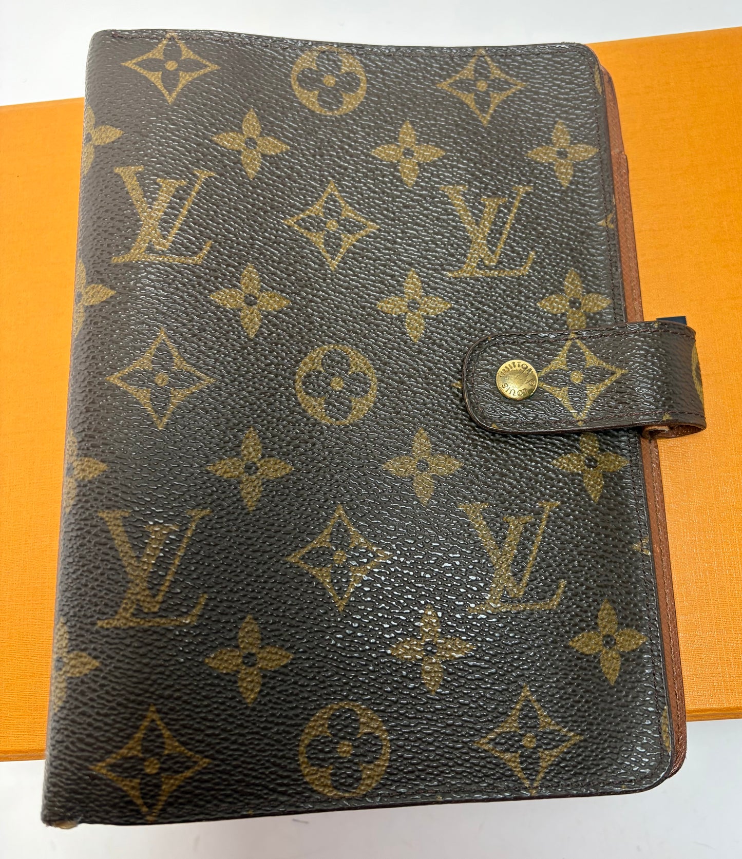 Louis Vuitton Agenda MM Monogram