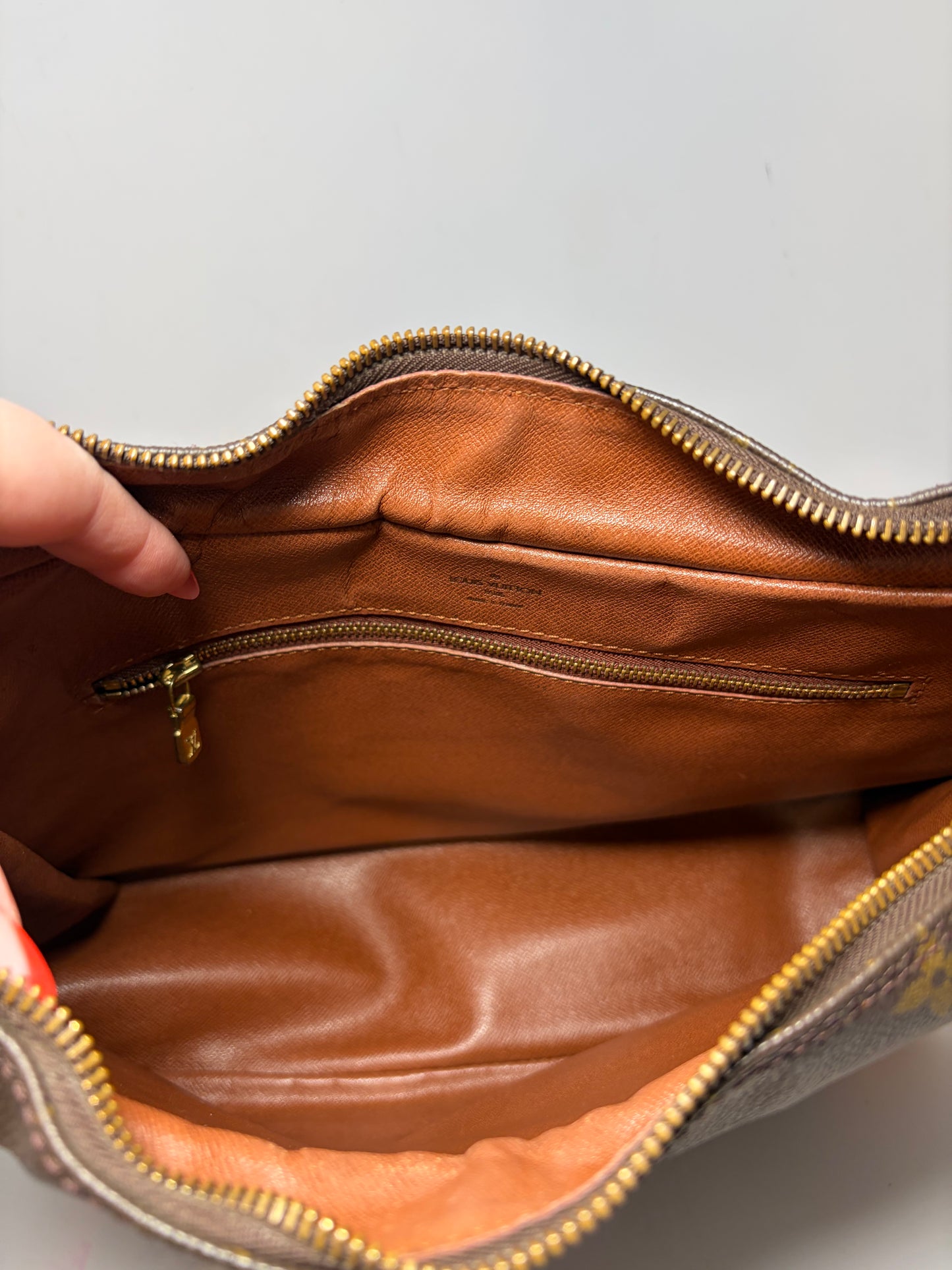 Louis Vuitton Boulogne 30 Monogram Shoulder Bag - Pre Date Code