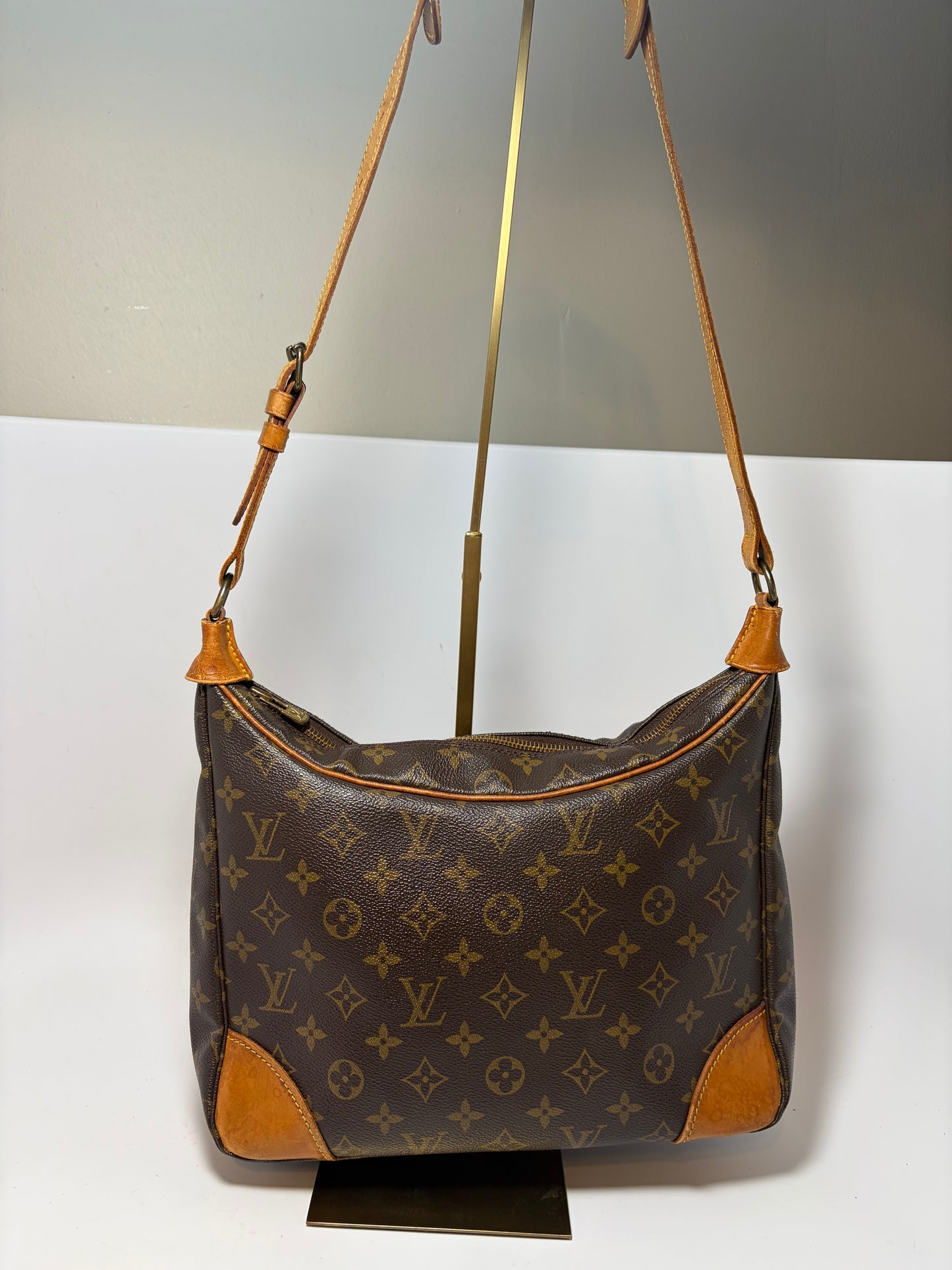 Louis Vuitton Boulogne 30 Monogram Shoulder Bag - Pre Date Code