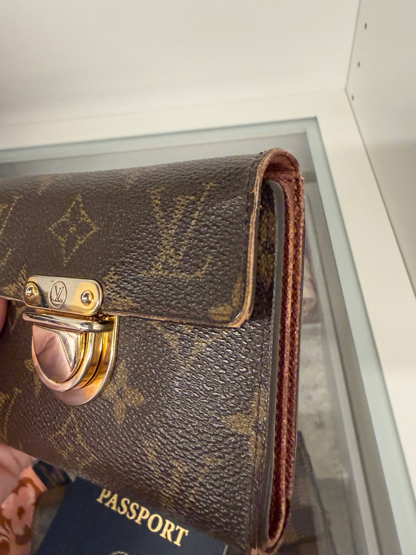 Louis Vuitton Koala Wallet Monogram Compact