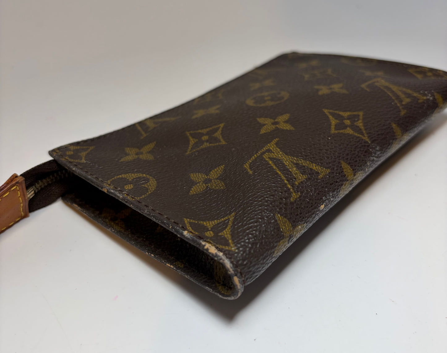 Louis Vuitton Bucket PM Toiletry Bag Monogram, Made in France Sept. 1996