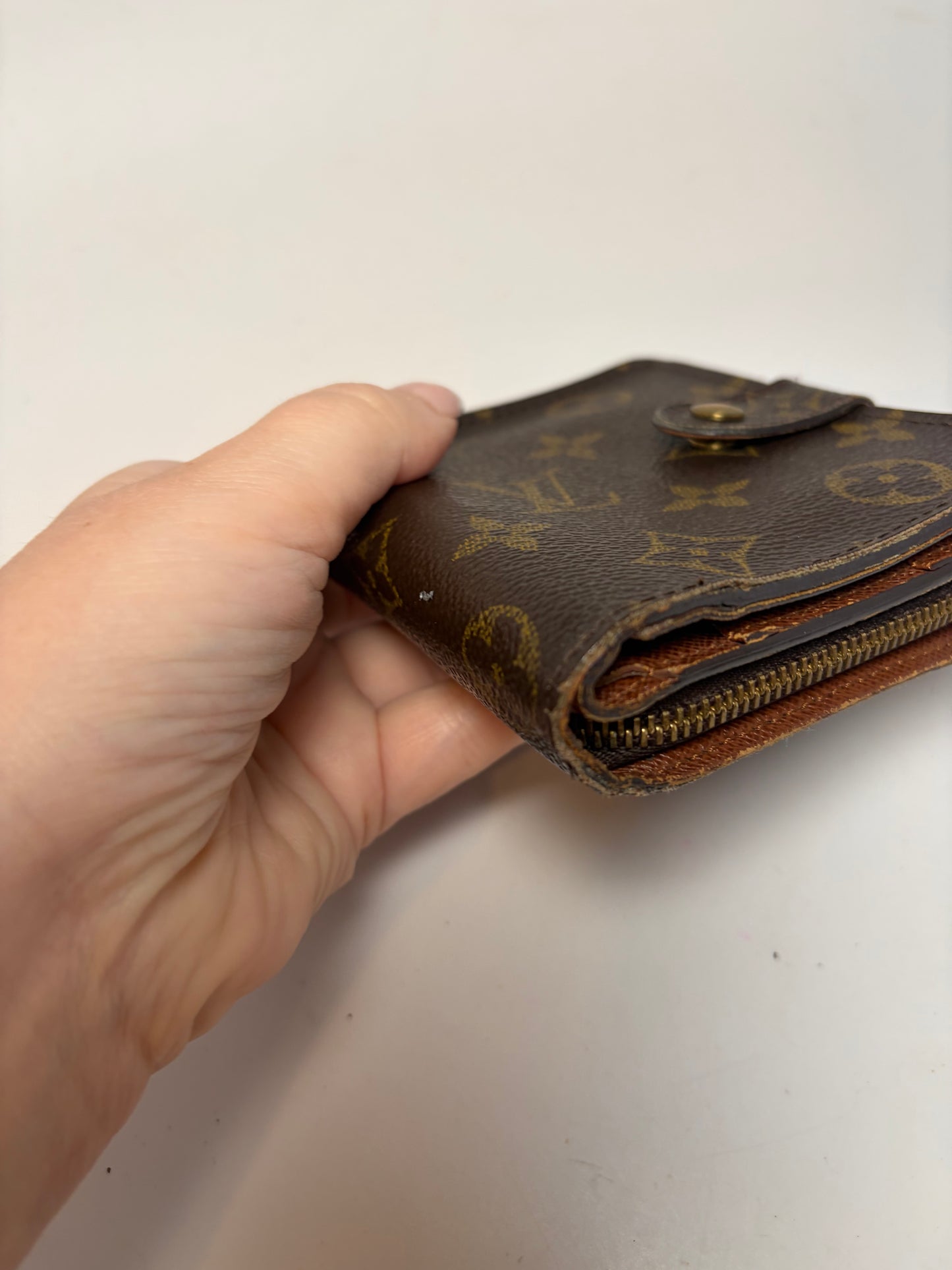Louis Vuitton Zippy monogram compact wallet