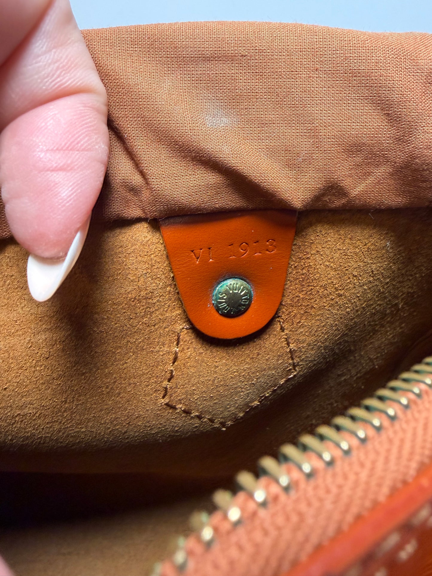 Louis Vuitton Speedy 25 Kenyan Fawn Epi Leather w/Entrupy Certificate
