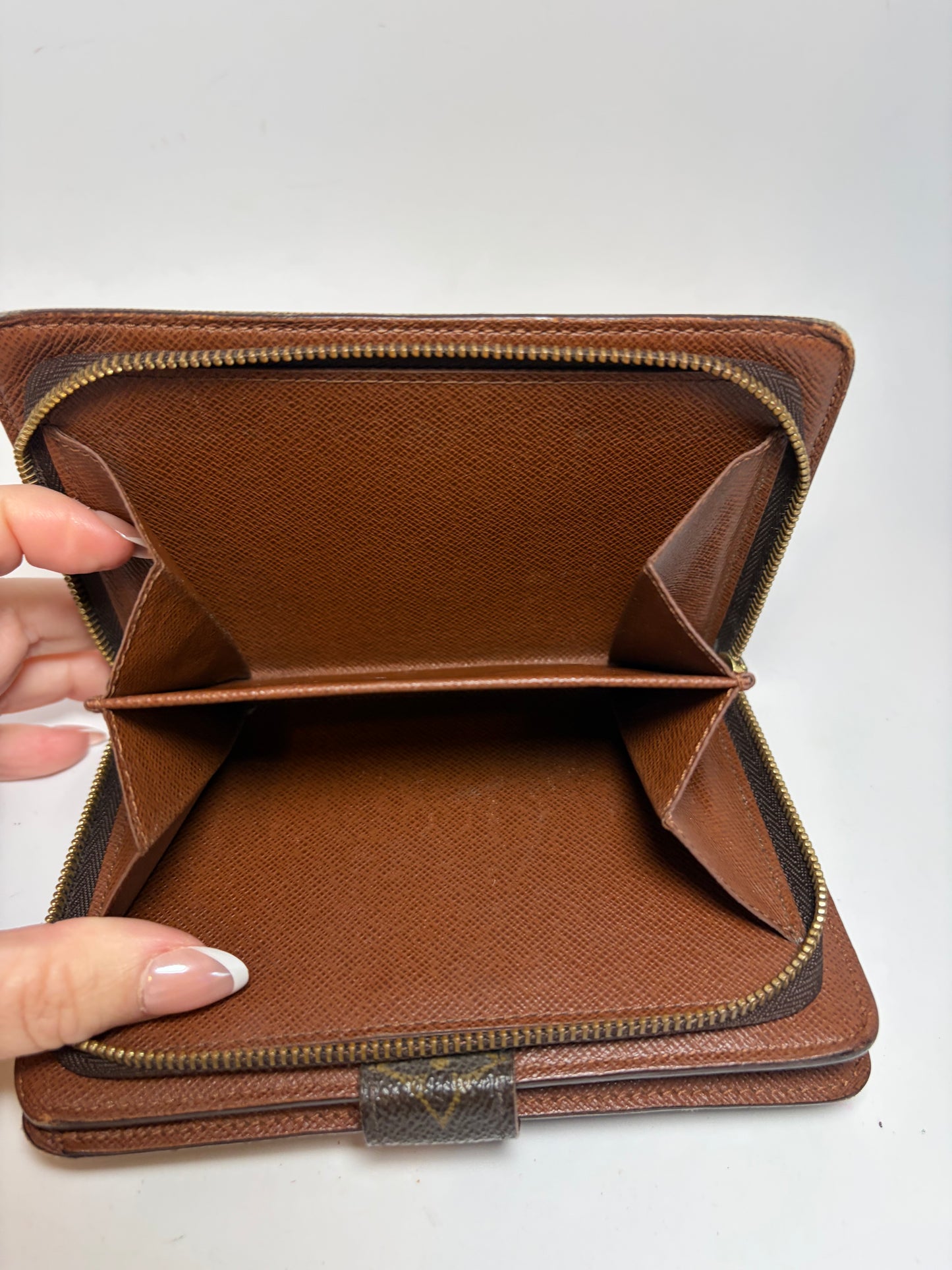 Louis Vuitton Porte Papier Passport Wallet Monogram