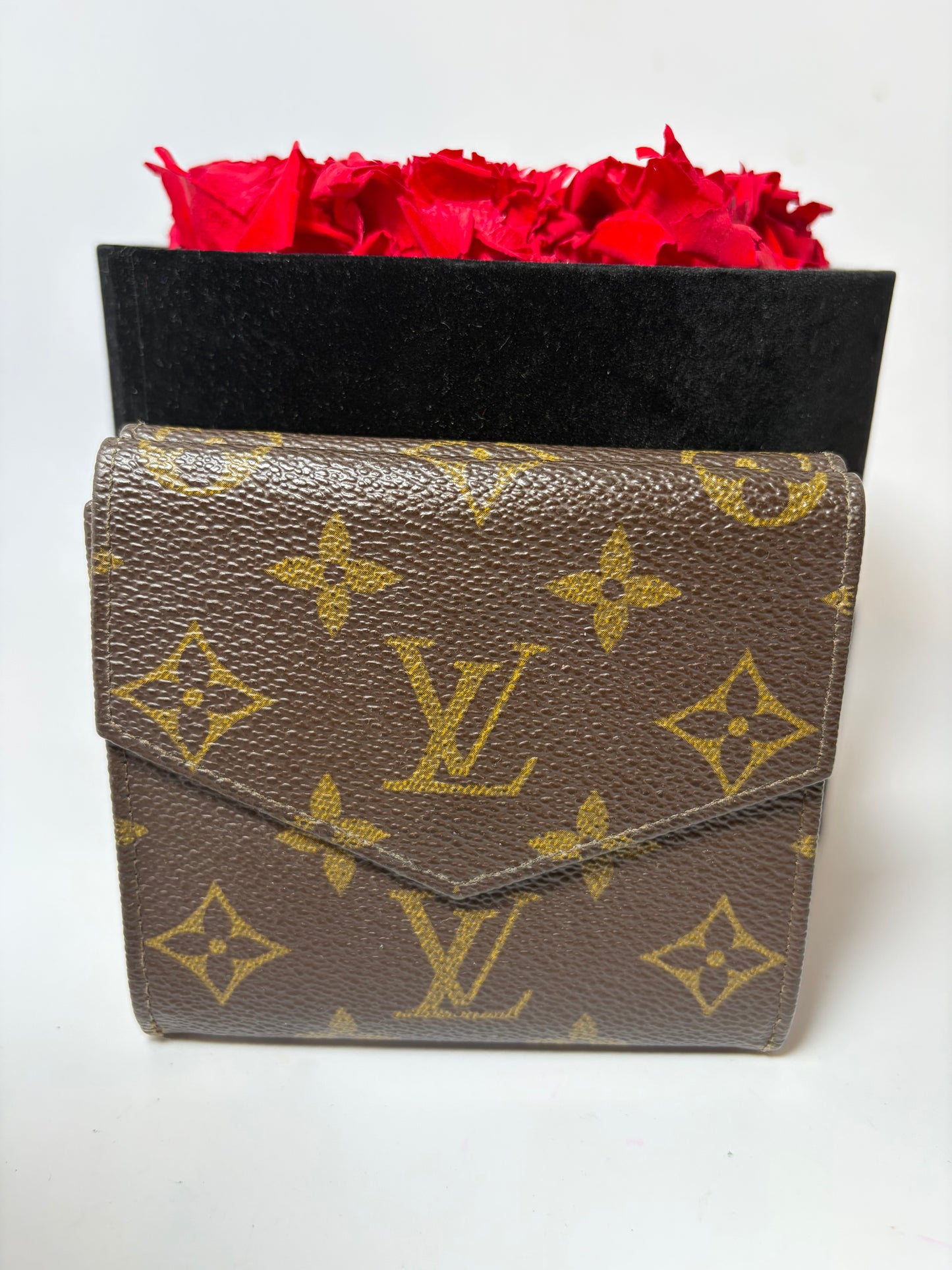 Louis Vuitton Elise Monogram Wallet