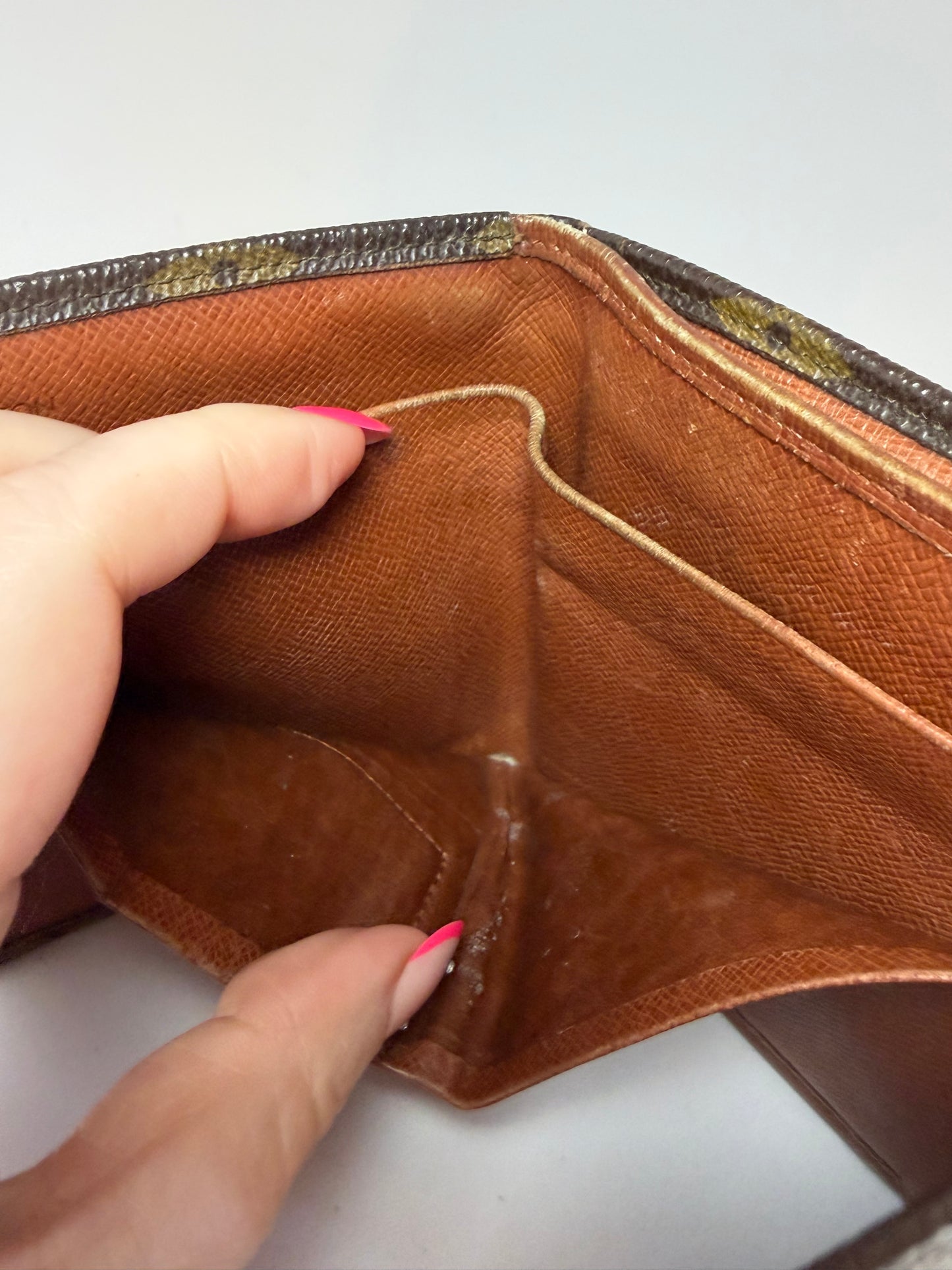 Louis Vuitton Elise Monogram Wallet - Pre Date Code Made in France
