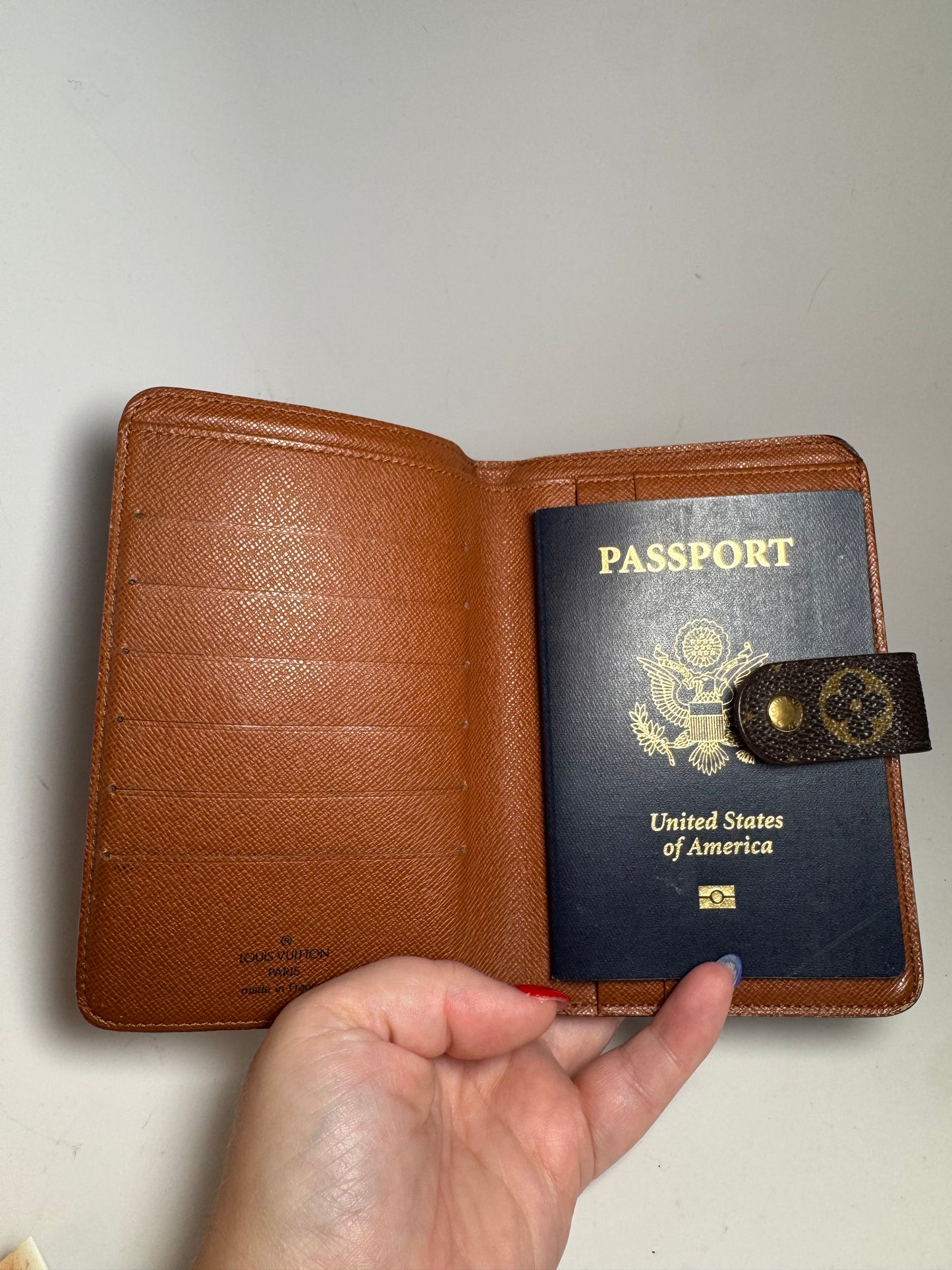 Louis Vuitton Monogram Porte Papier Passport Wallet/Passport Holder February 1999