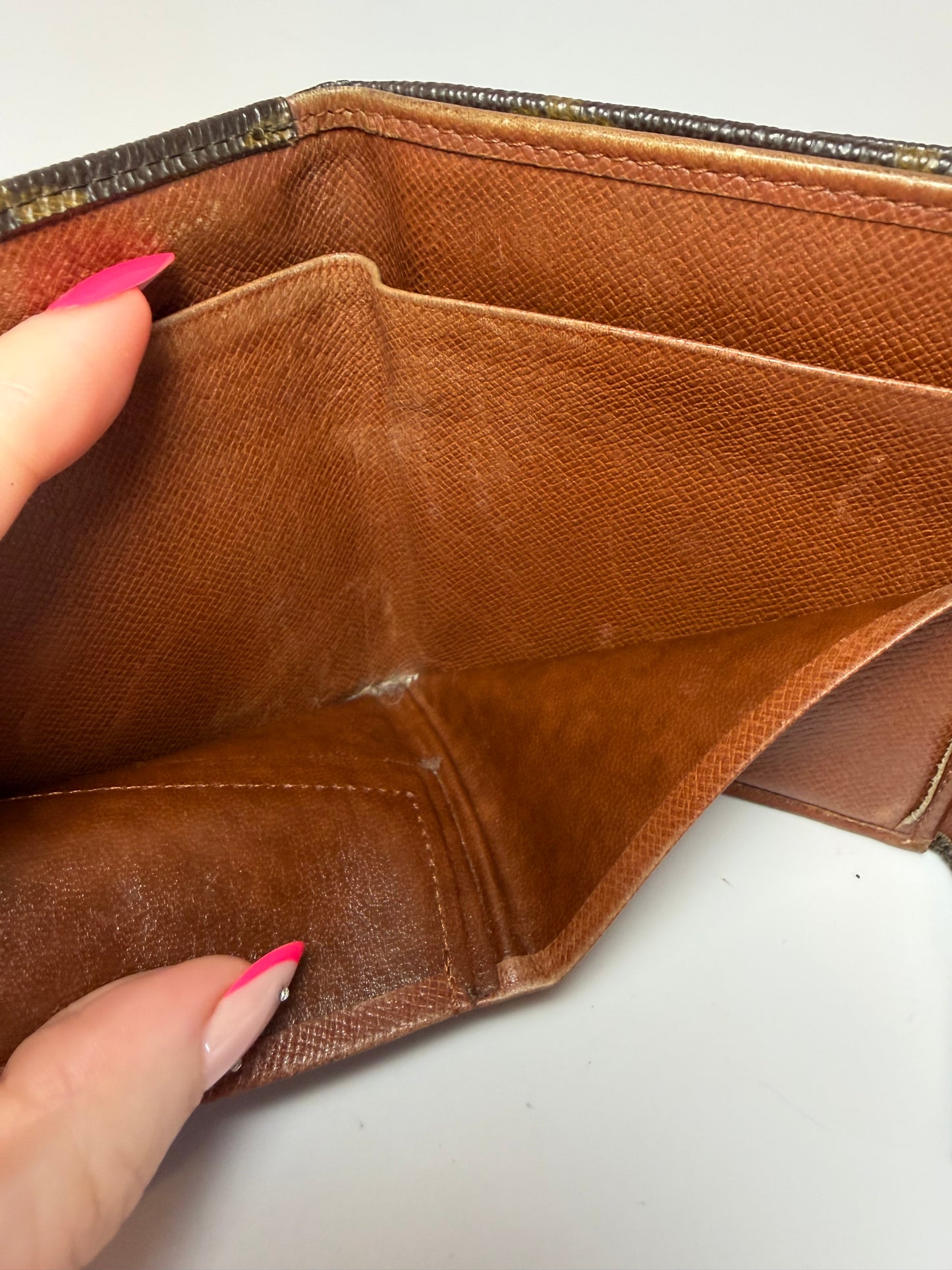 Louis Vuitton Elise Monogram Wallet- Pre Date Code, Made in France