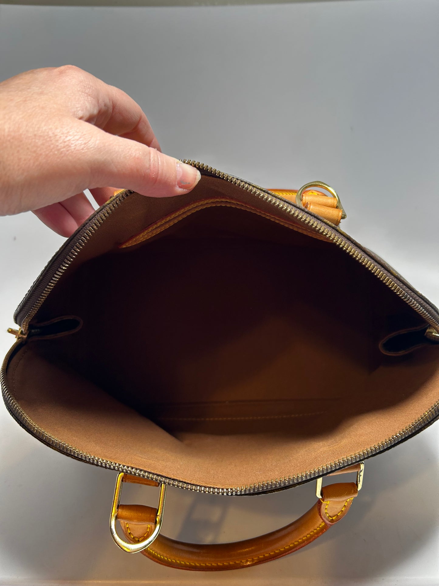 Louis Vuitton Alma PM Monogram