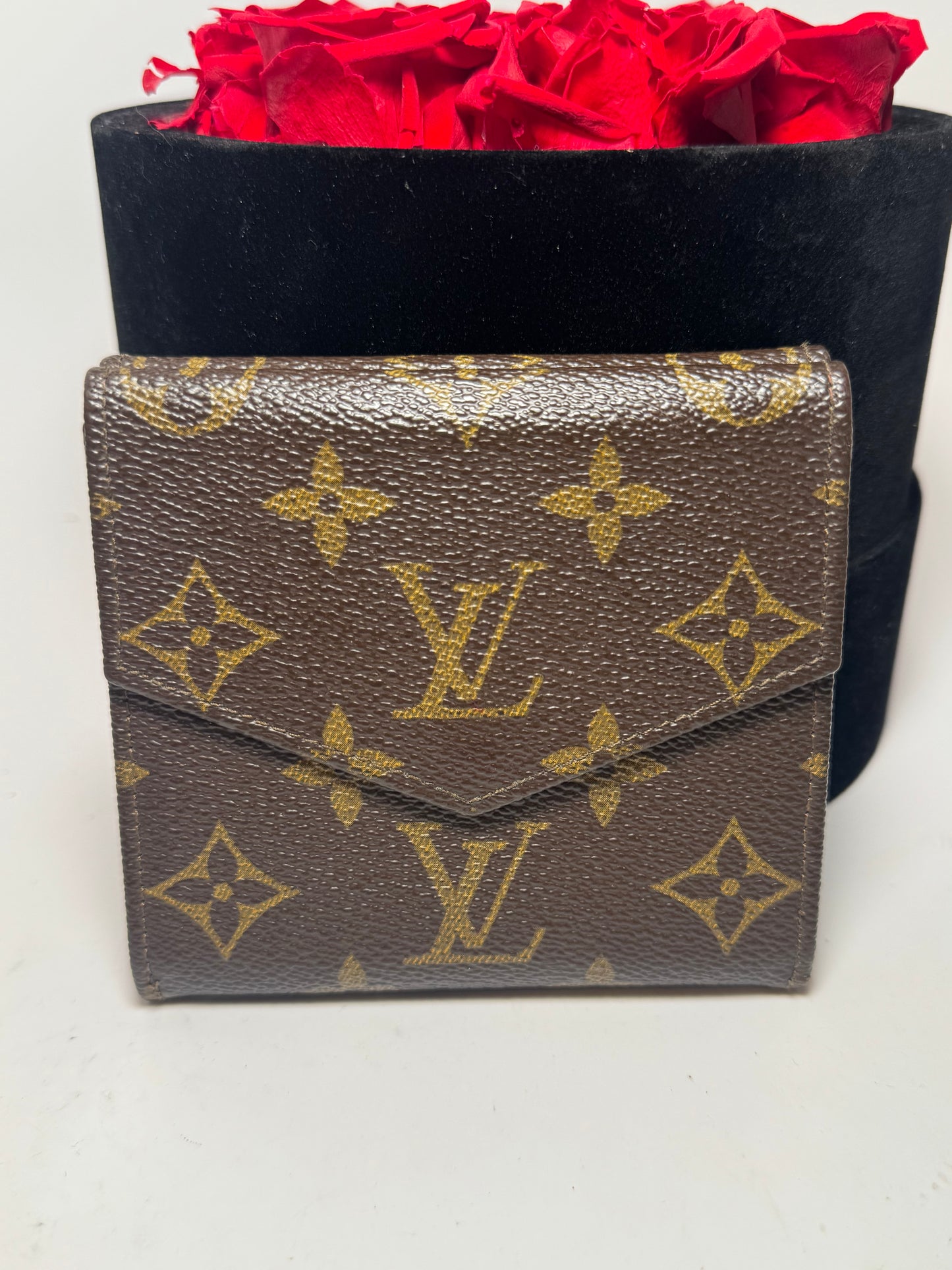 Louis Vuitton Monogram Elise Compact Monogram Wallet