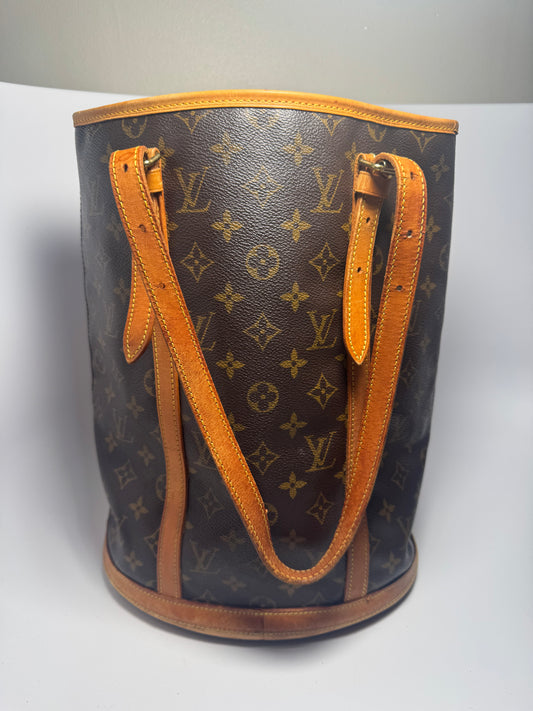 Louis Vuitton Bucket GM Tote Monogram