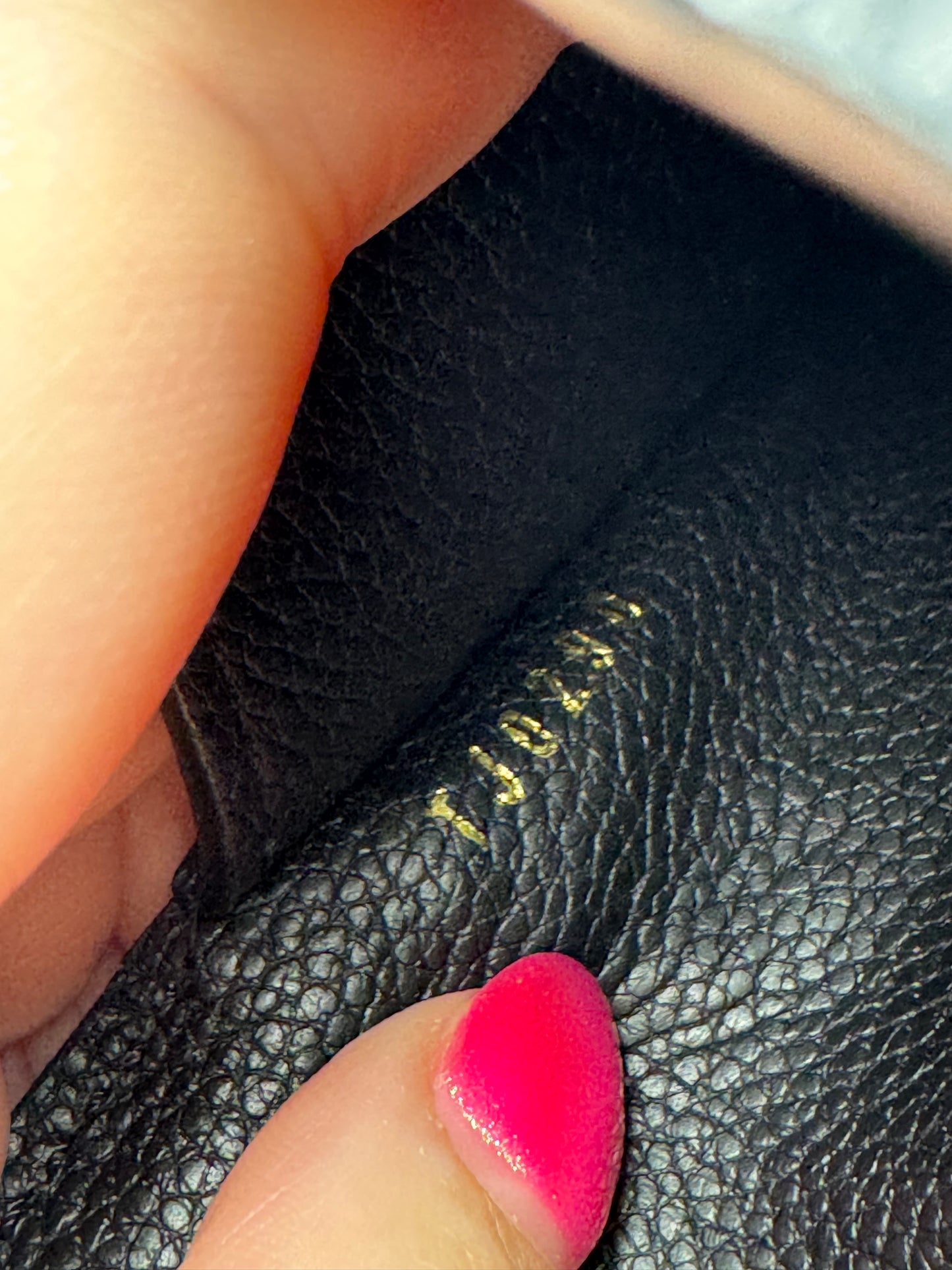 Louis Vuitton Black Key Pouch Wallet Empriente Noir Leather w/Key Ring