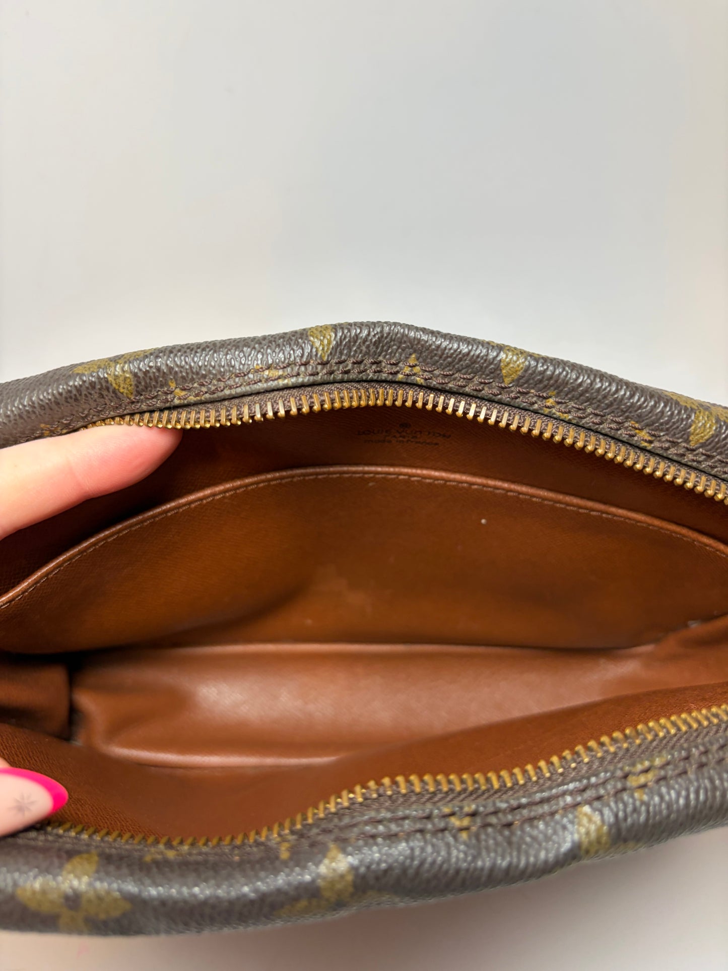 Louis Vuitton Compeigne 23 Monogram Clutch/Toiletry Bag Cosmetic Bag