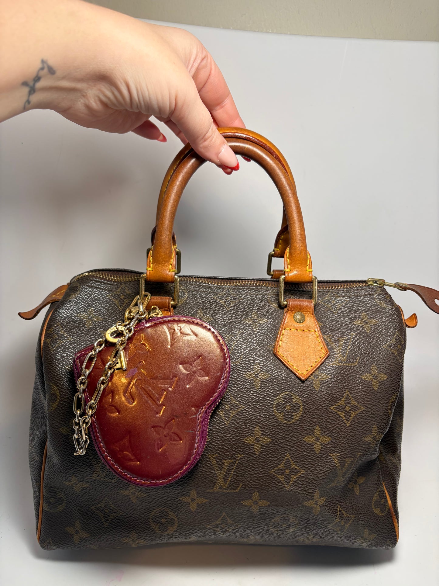 Louis Vuitton Monogram Vernis Heart Coin Purse in Amarante Color