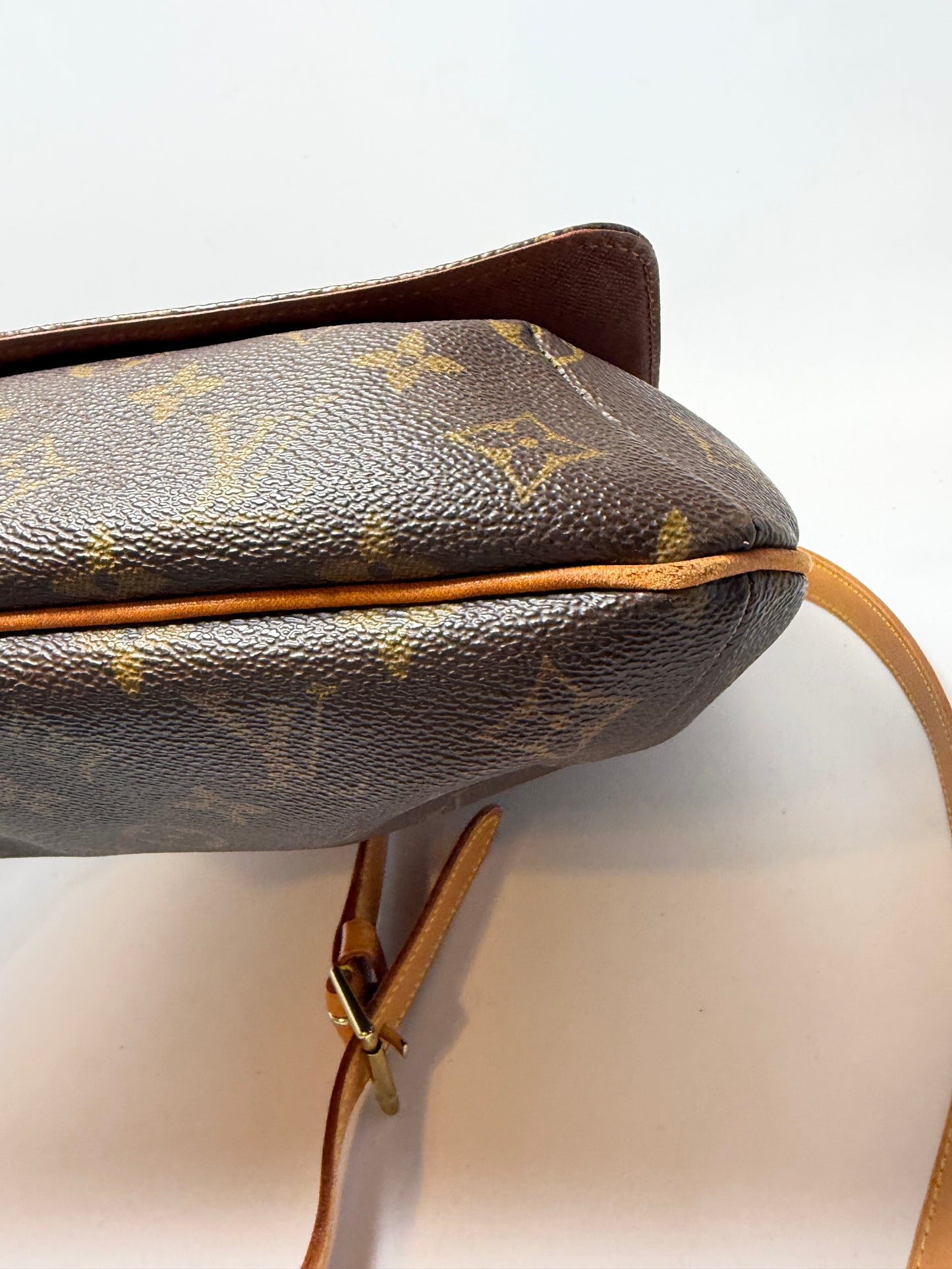 Louis Vuitton Musette Salsa GM Monogram Crossbody/Shoulder Bag