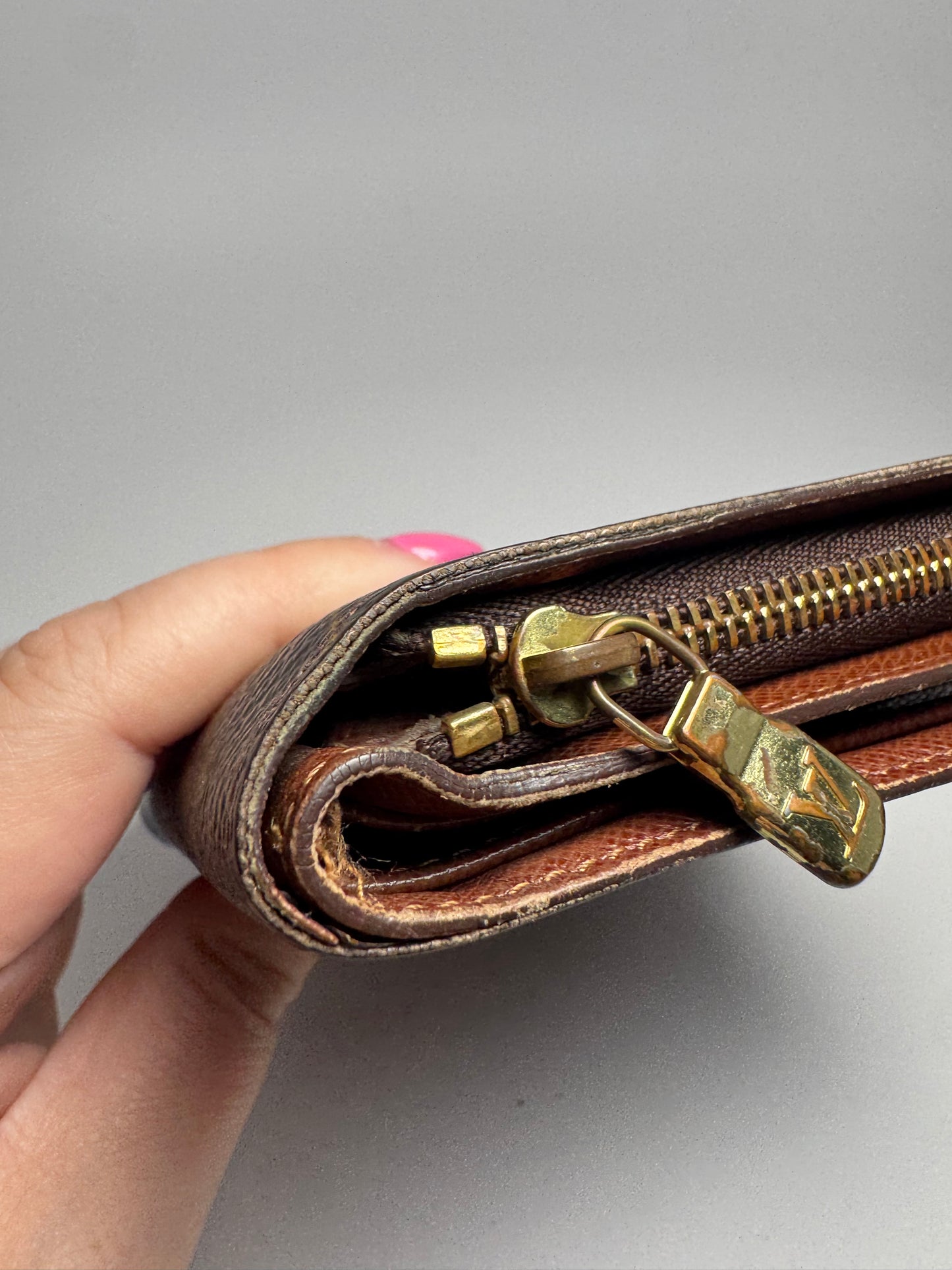 Louis Vuitton Porte Papier Wallet/Passport Holder in Monogram Made in France in December 2000