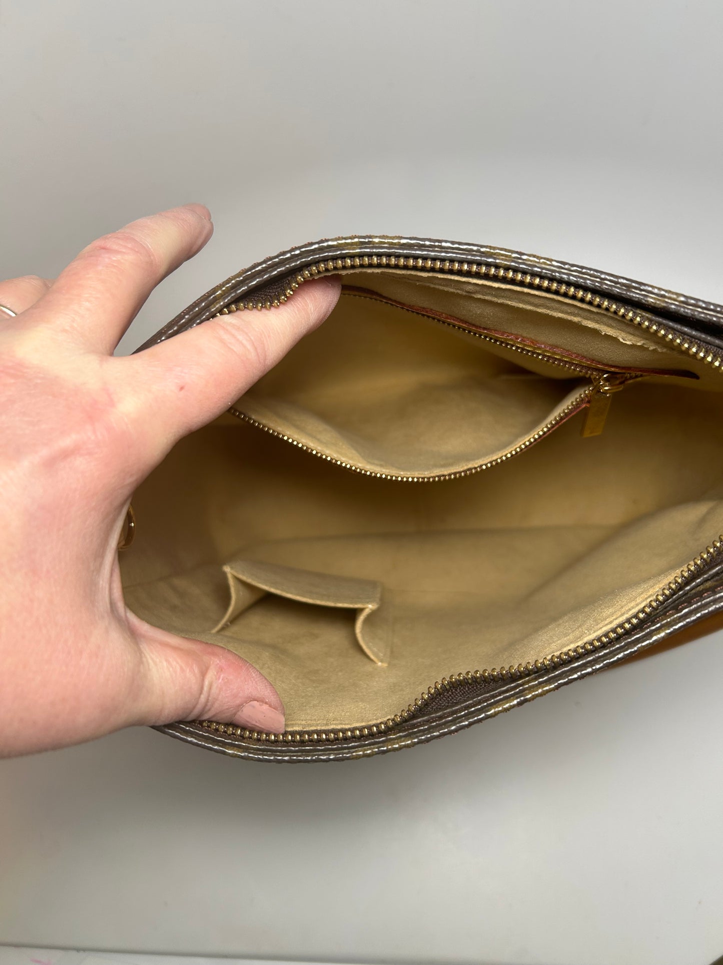 Louis Vuitton Looping GM Monogram Shoulder Bag