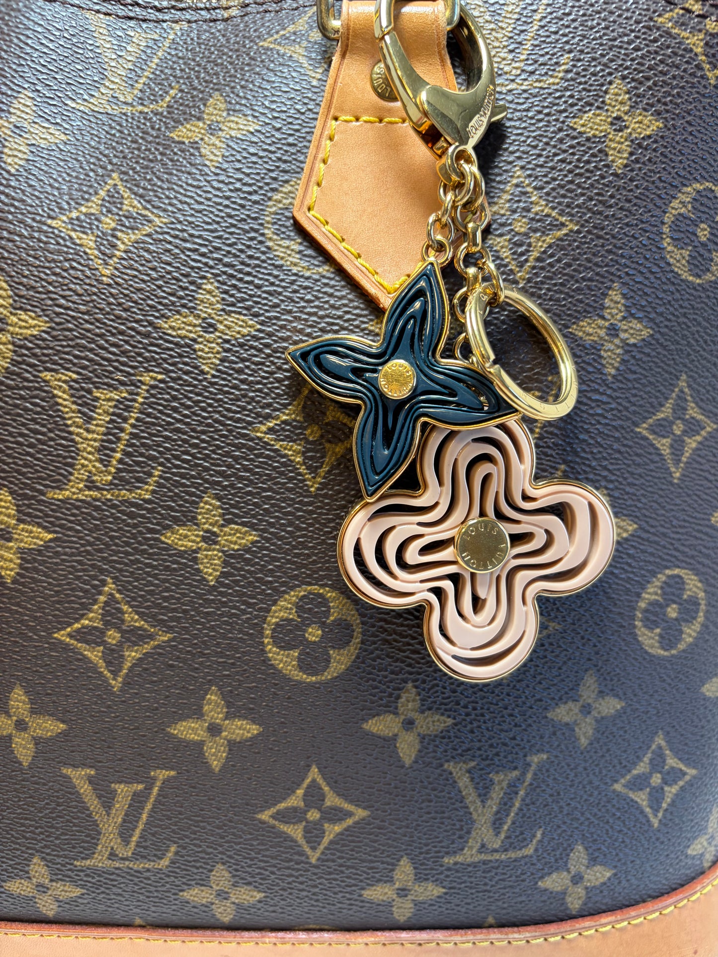 Louis Vuitton Resin Naïf Flower Pink, Black & Gold Bag Charm w/box