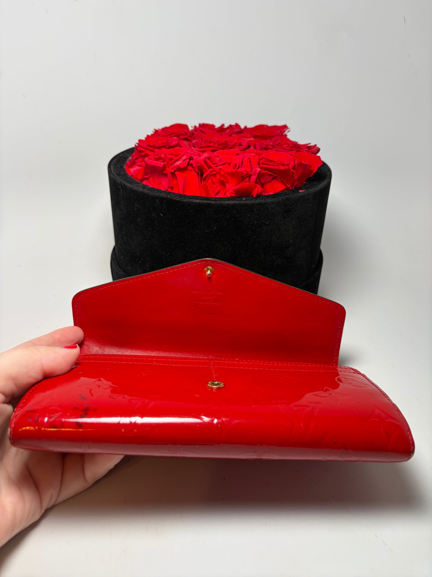 Louis Vuitton Cherry Red Vernis Leather Sarah Wallet